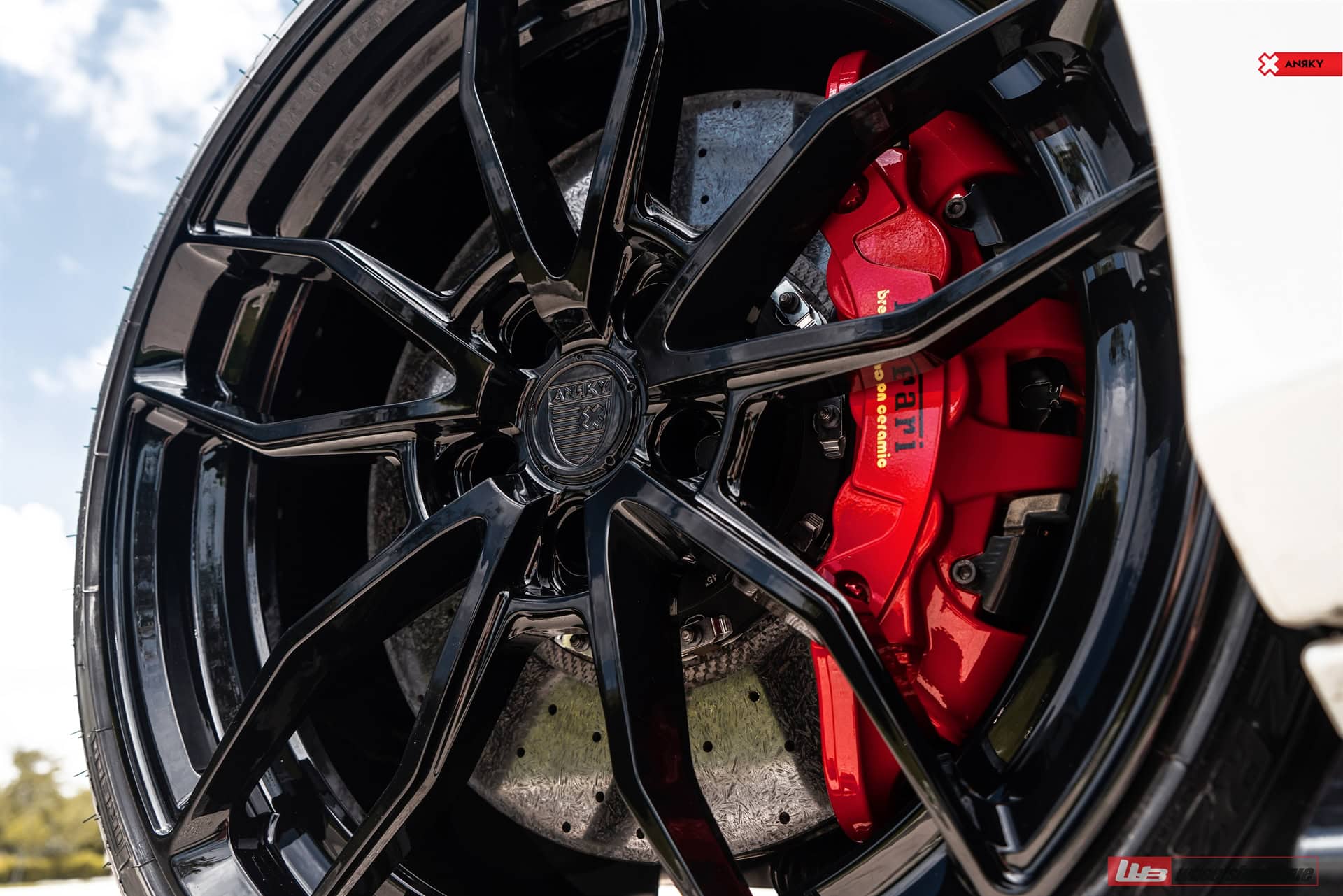 Ferrari 488 Pista | Bianco Avus | ANRKY AN21 | Gloss Black