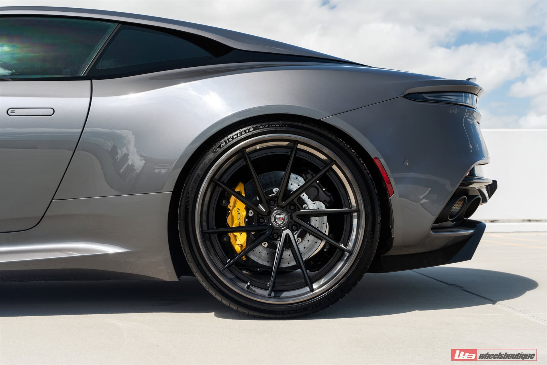 ANRKY AN33 | Aston Martin DBS Superleggera