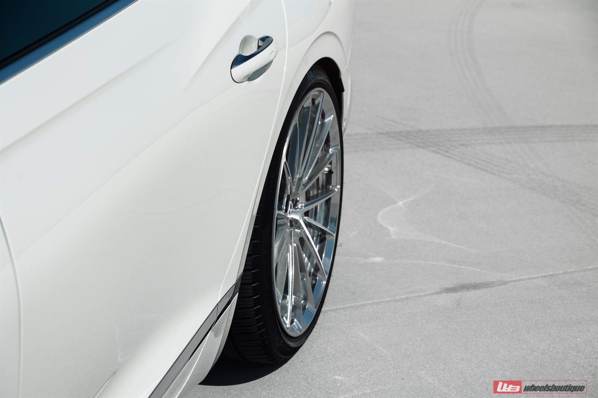 ANRKY AN29 | Bentley Flying Spur