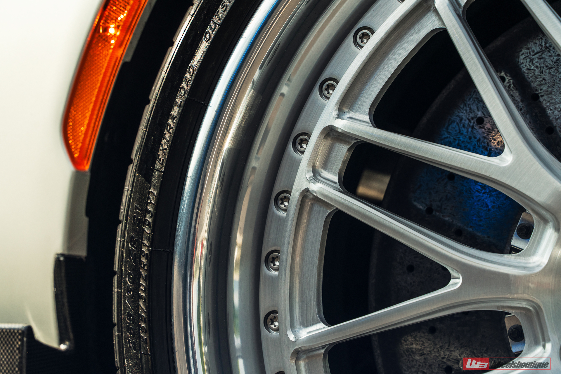 Ferrari 296 GTS | Bianco Avus | on ANRKY JDX-320 | Brushed Clear