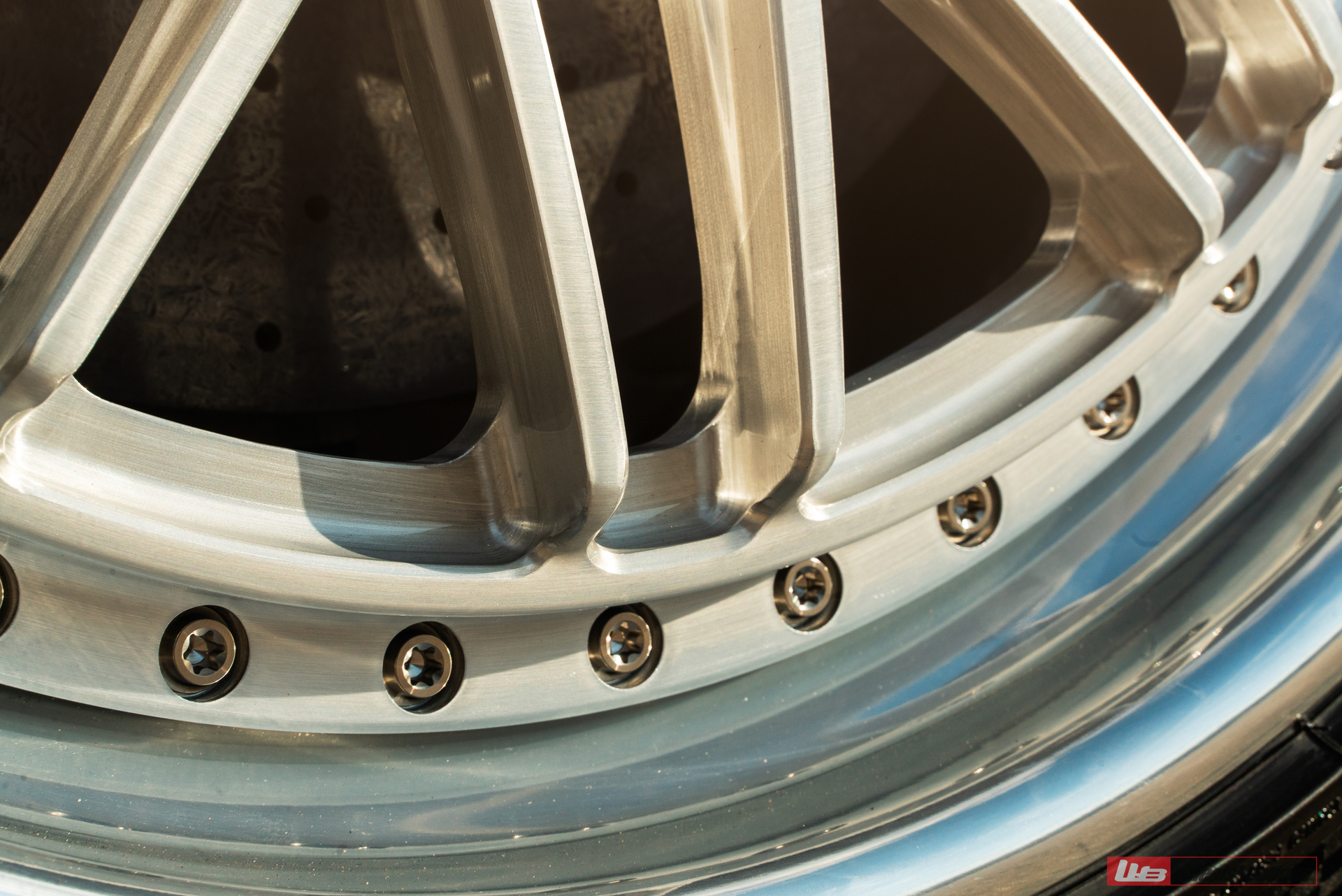 Ferrari 296 GTS | Bianco Avus | on ANRKY JDX-320 | Brushed Clear