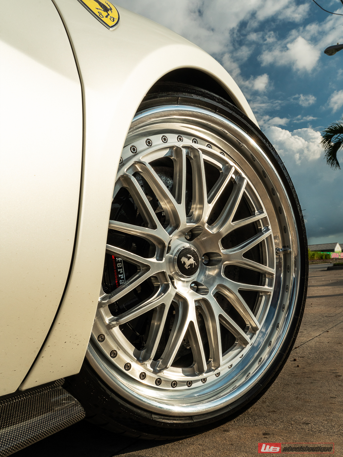 Ferrari 296 GTS | Bianco Avus | on ANRKY JDX-320 | Brushed Clear