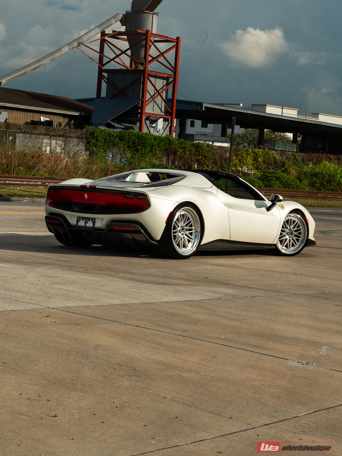 Ferrari 296 GTS | Bianco Avus | on ANRKY JDX-320 | Brushed Clear