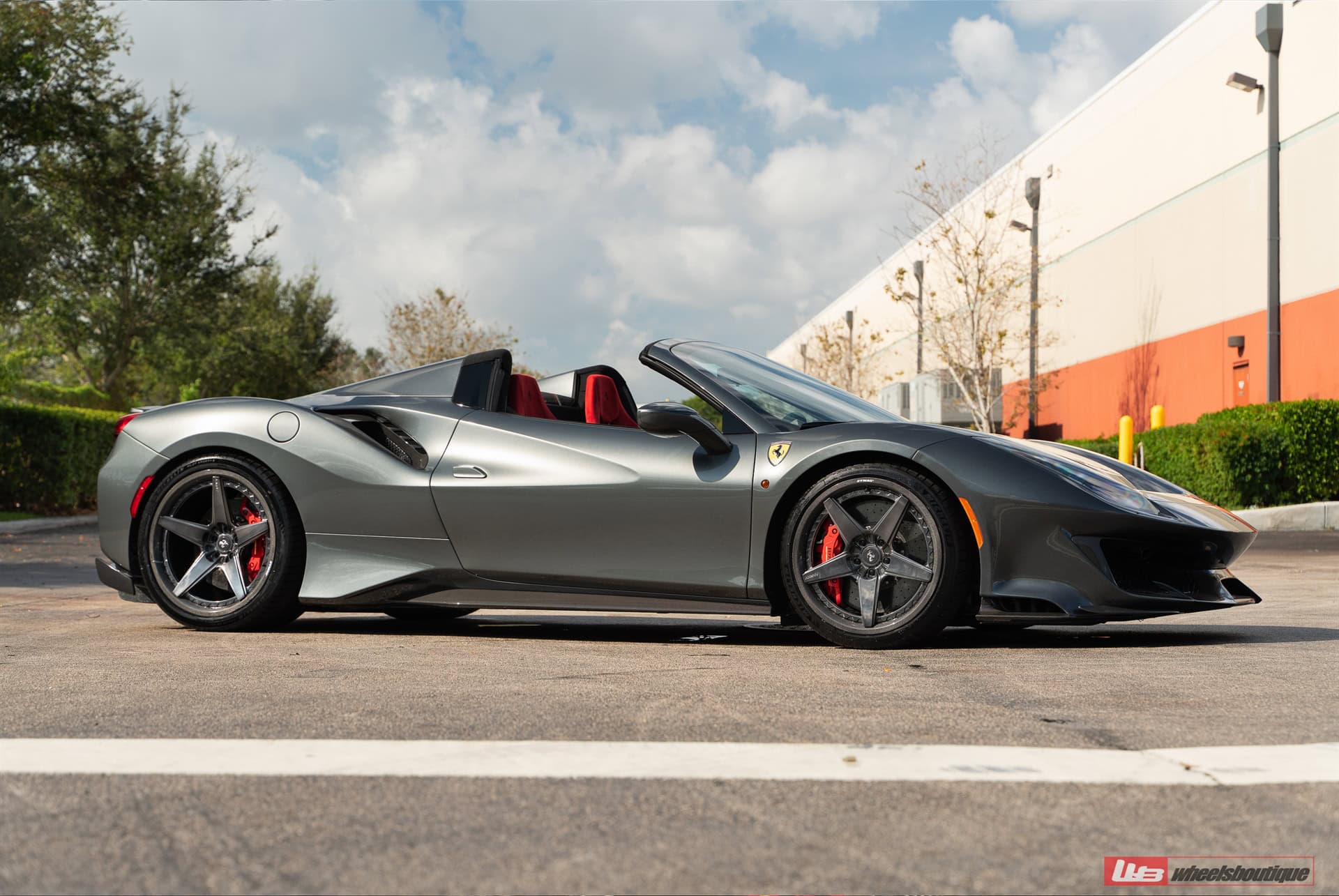 Photo 27 of Ferrari 488 Pista | Grigio Silverstone | on ANRKY RS5.3C | Polished Smoke