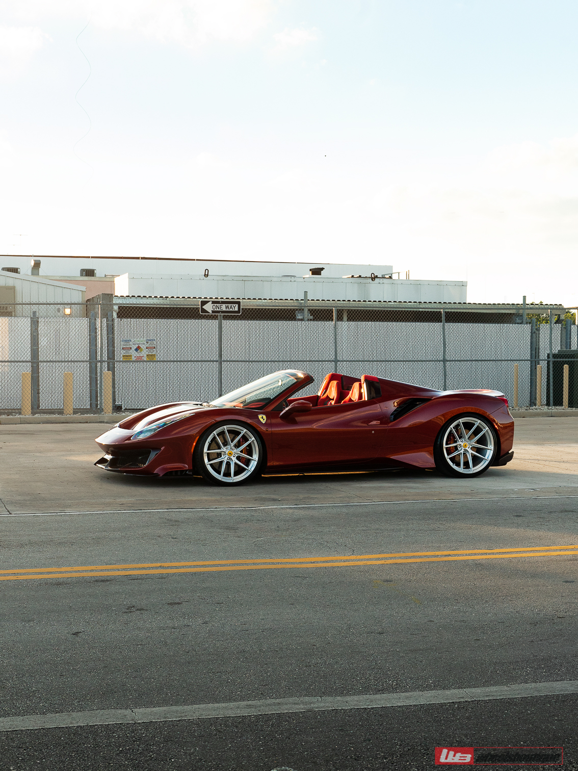 Ferrari 488 Pista | Rosso Fiorano | on ANRKY XR-01 Ultralight | Brushed Clear