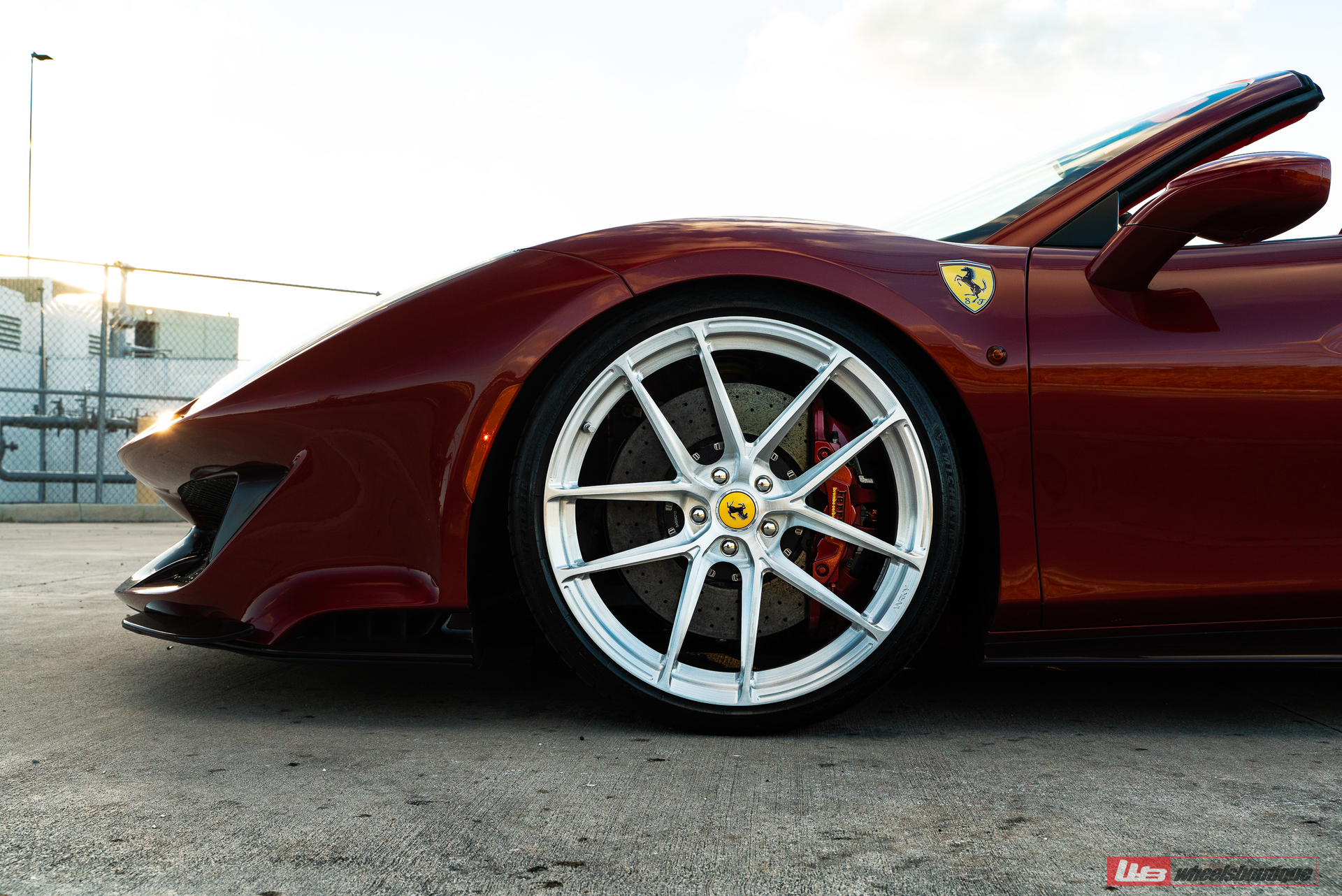 Ferrari 488 Pista | Rosso Fiorano | on ANRKY XR-01 Ultralight | Brushed Clear