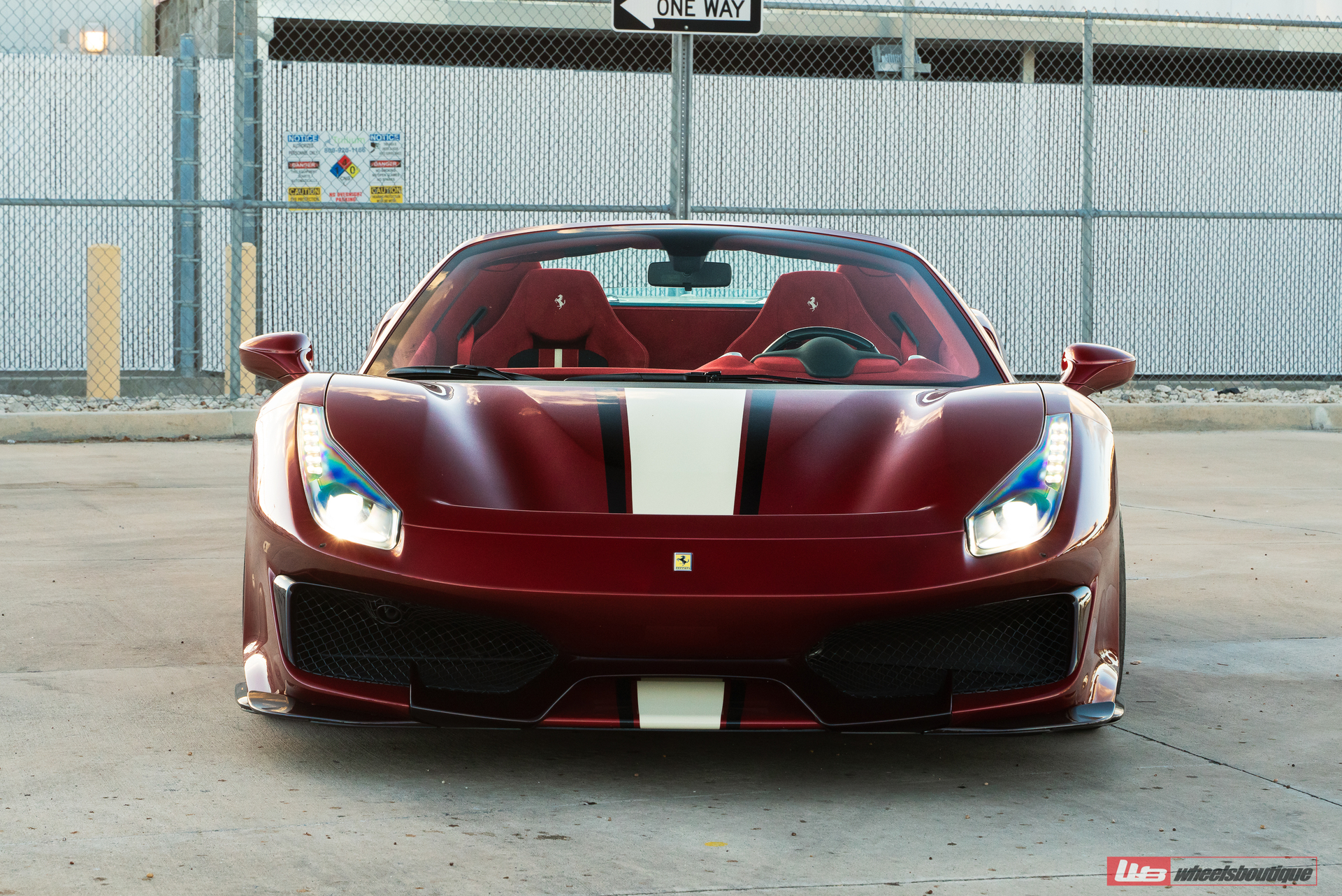 Ferrari 488 Pista | Rosso Fiorano | on ANRKY XR-01 Ultralight | Brushed Clear