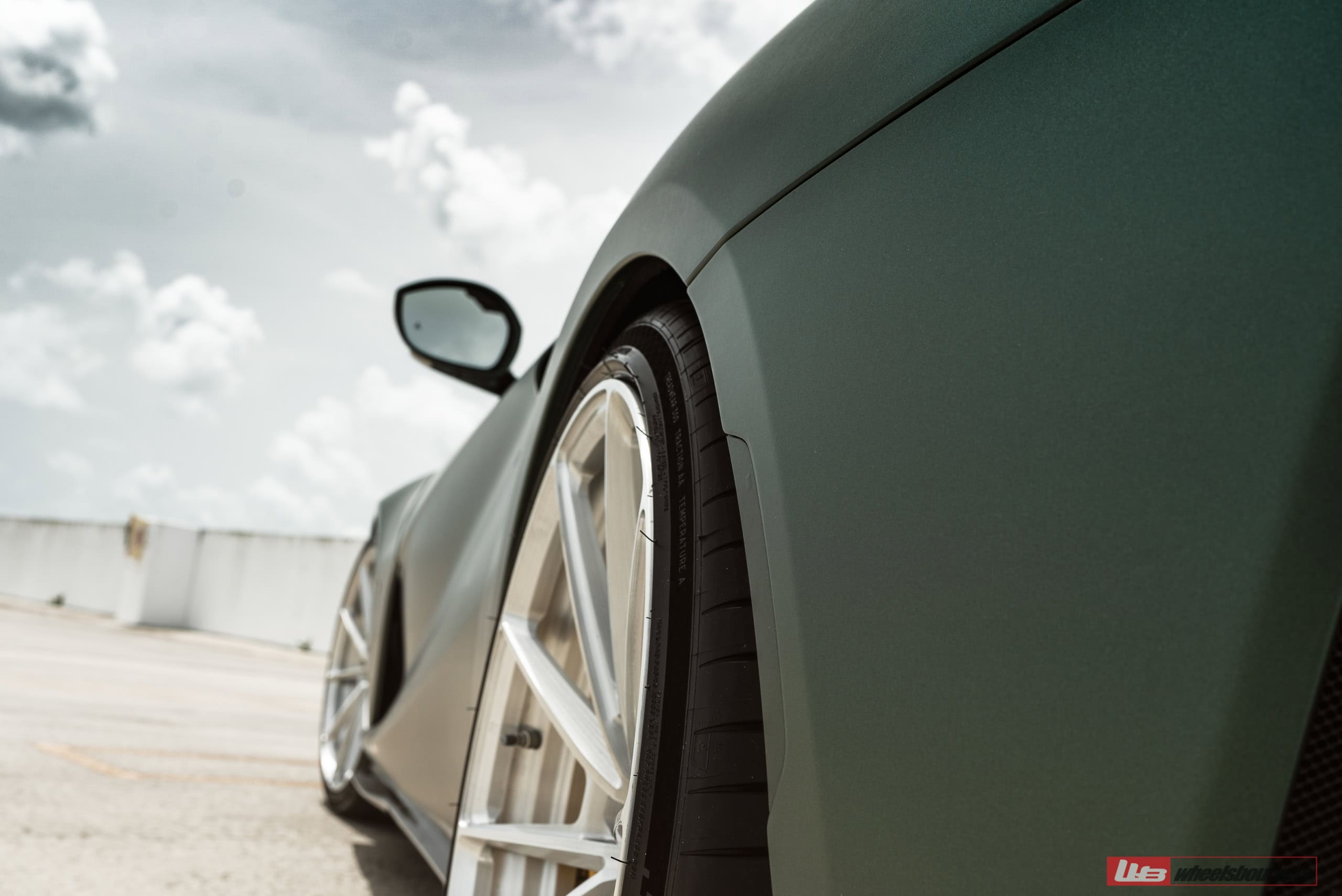 Ferrari 812 GTS – AN28 SeriesTWO