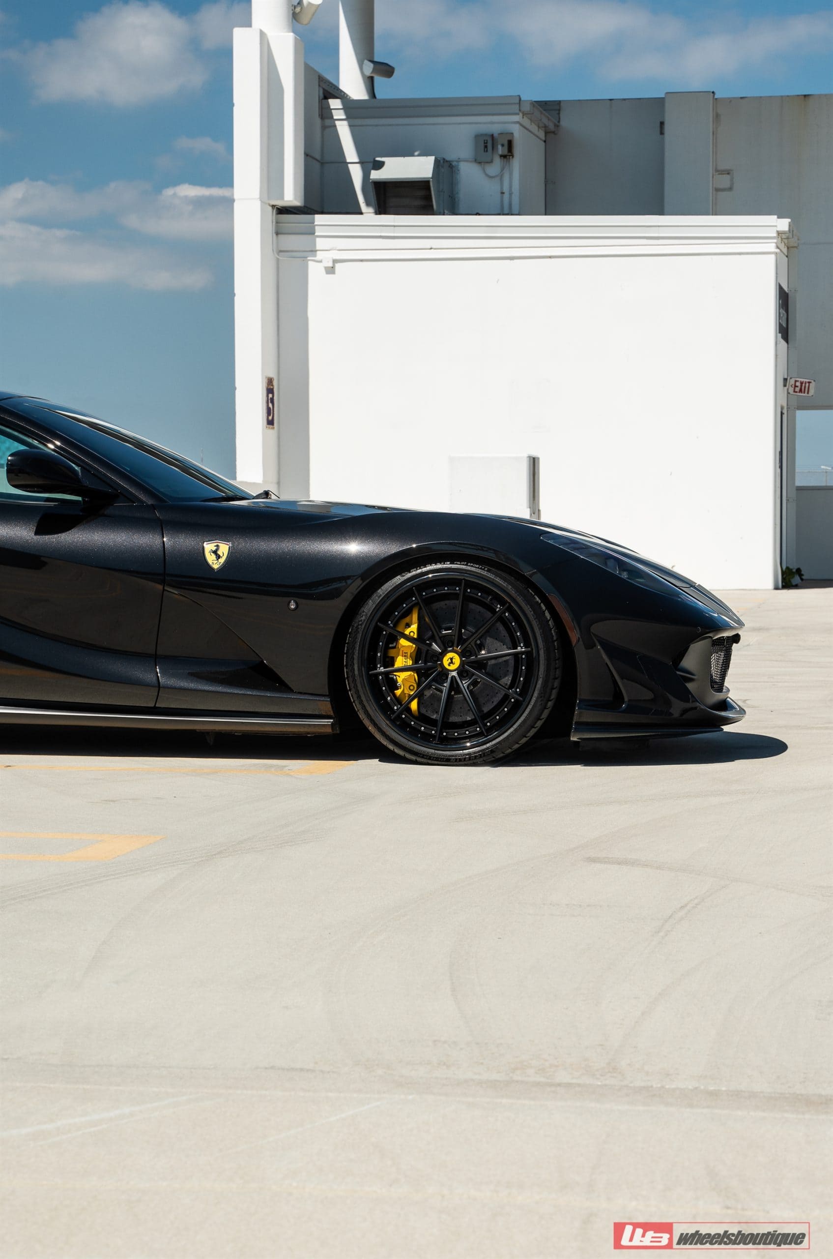 ANRKY AN38 | Ferrari 812 Superfast 3