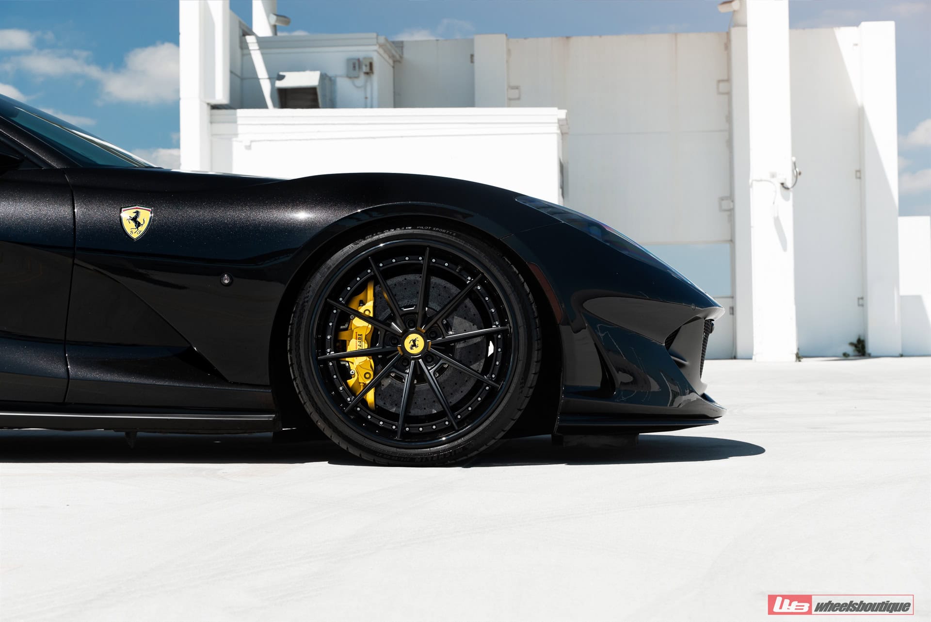 ANRKY AN38 | Ferrari 812 Superfast 3