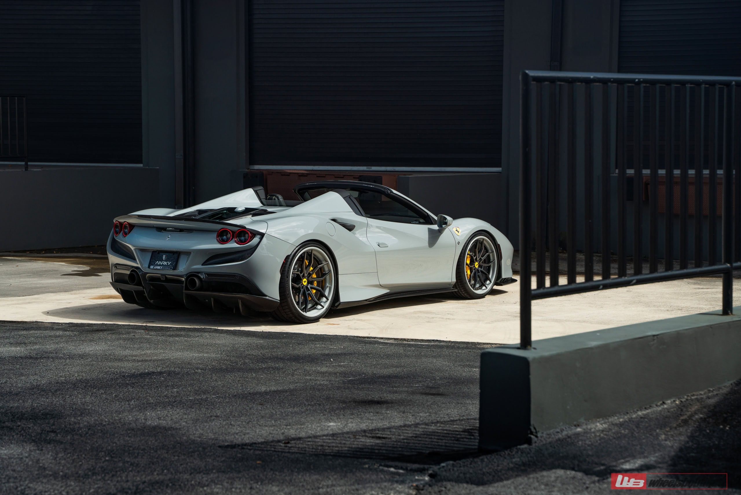 Ferrari F8 Tributo Spider – AN31 SeriesTHREE