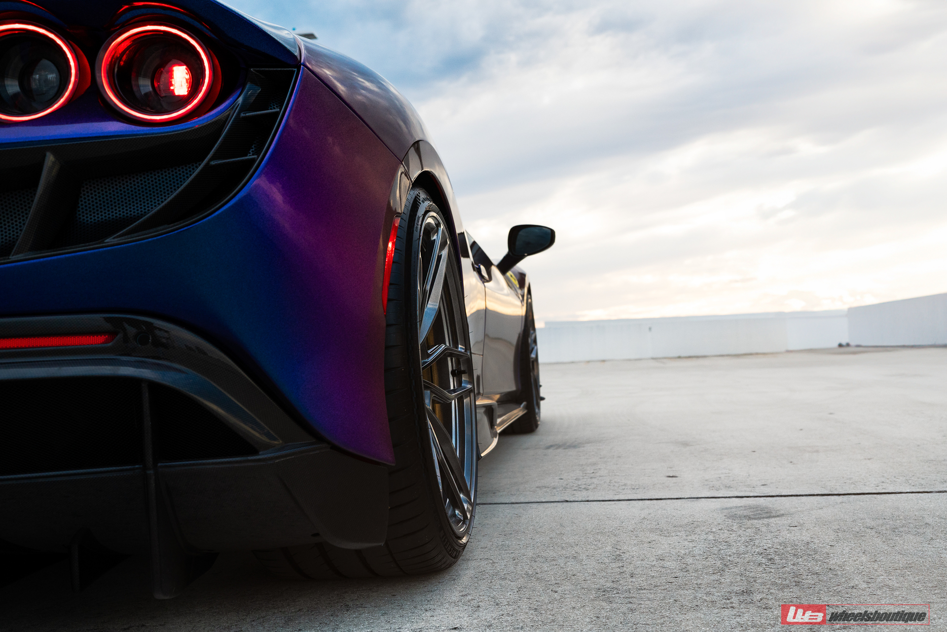 1016 Industries F8 Tributo | on ANRKY AN10 | Mirror Polished Smoke