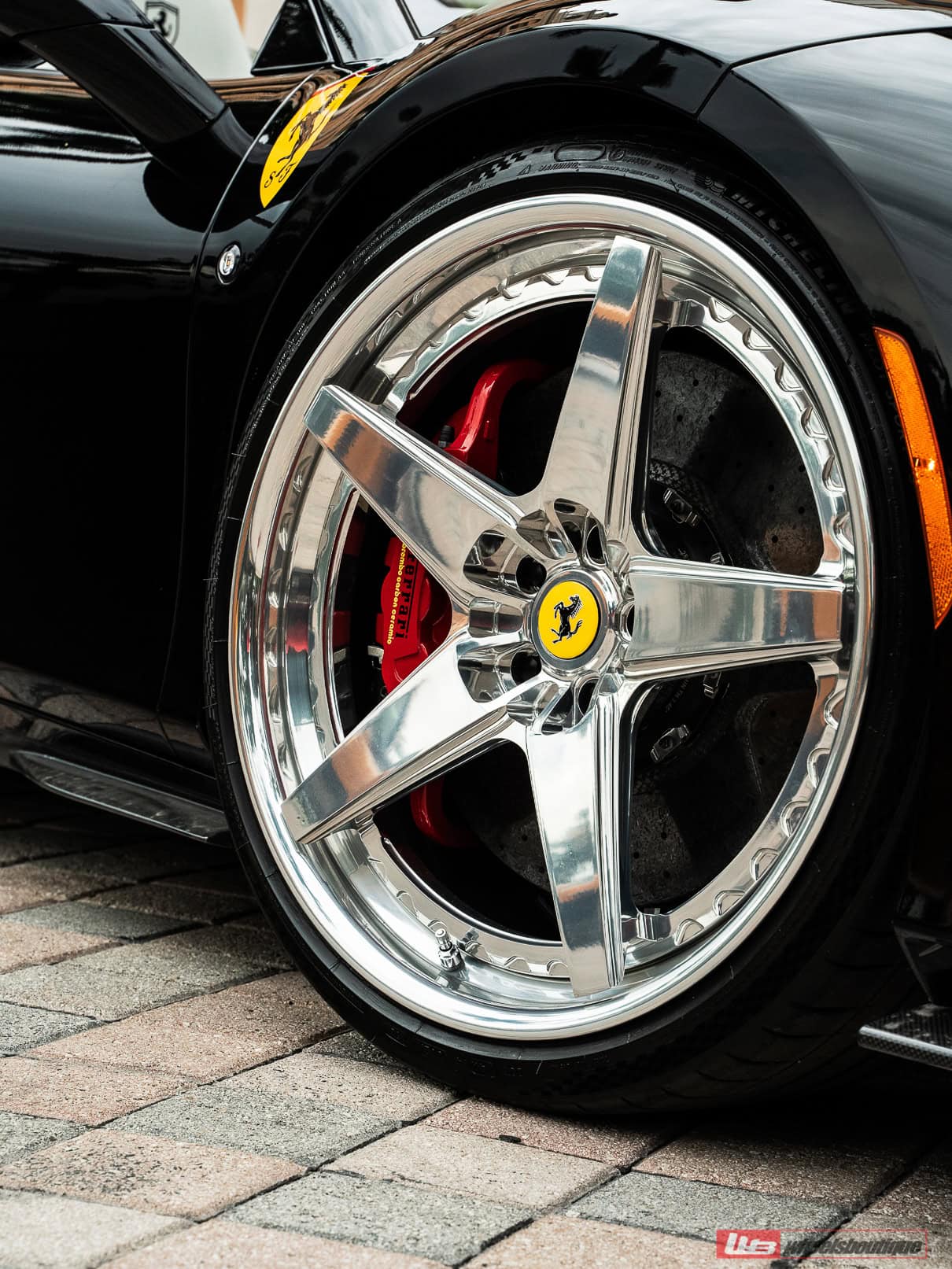 Ferrari F8 Tributo Spider – RETROSeries RS5.3