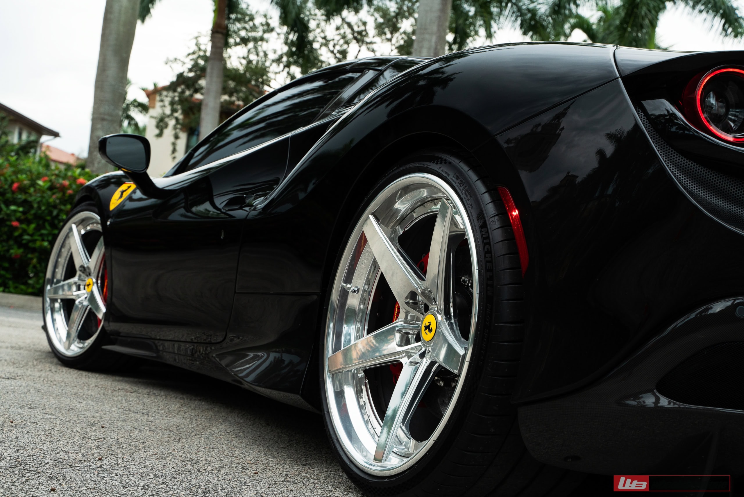 Photo 36 of Ferrari F8 Tributo Spider – RETROSeries RS5.3