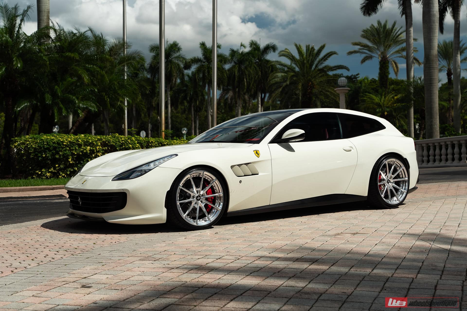 Photo 31 of Ferrari GTC4 Lusso – AN28 SeriesTWO