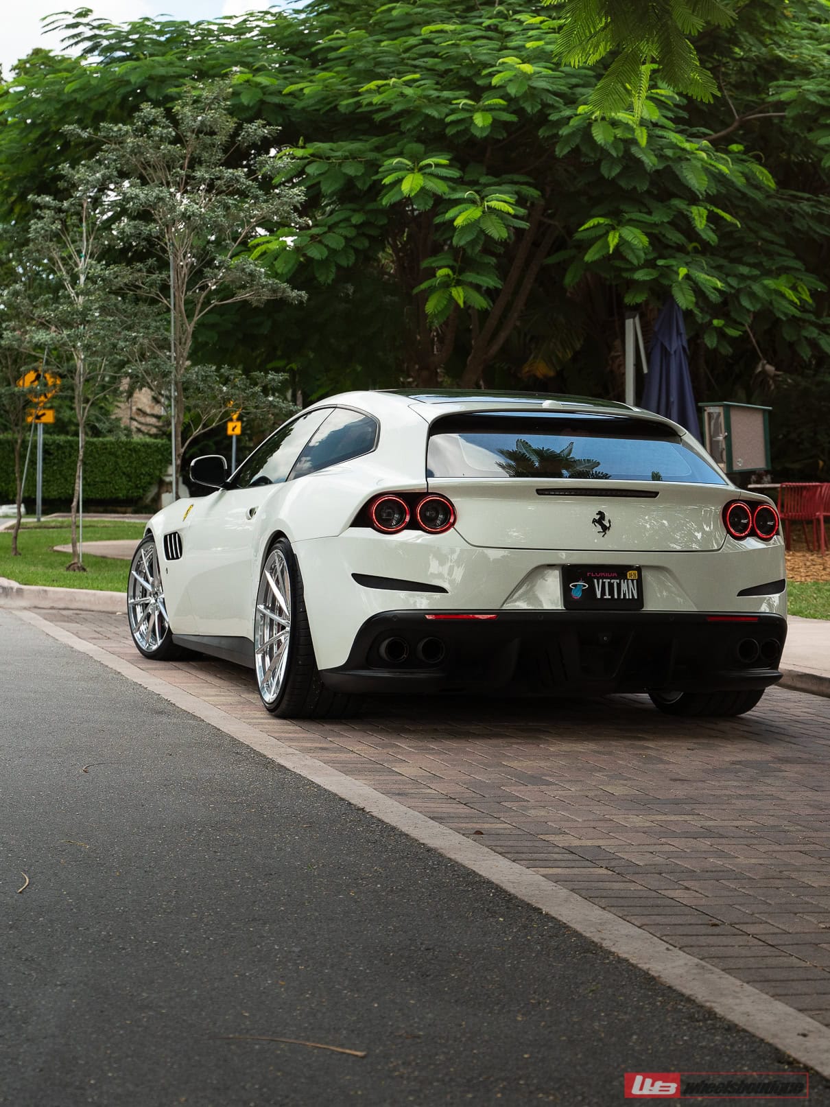 Photo 33 of Ferrari GTC4 Lusso – AN28 SeriesTWO