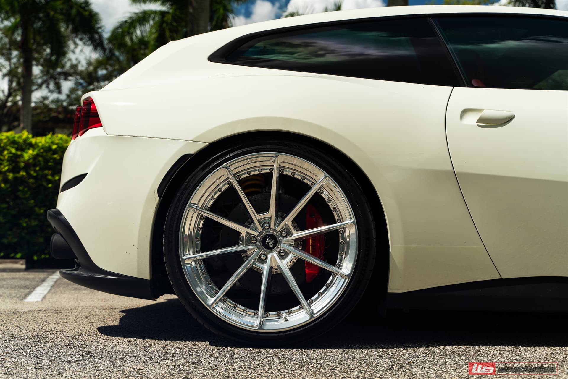 Photo 43 of Ferrari GTC4 Lusso – AN28 SeriesTWO