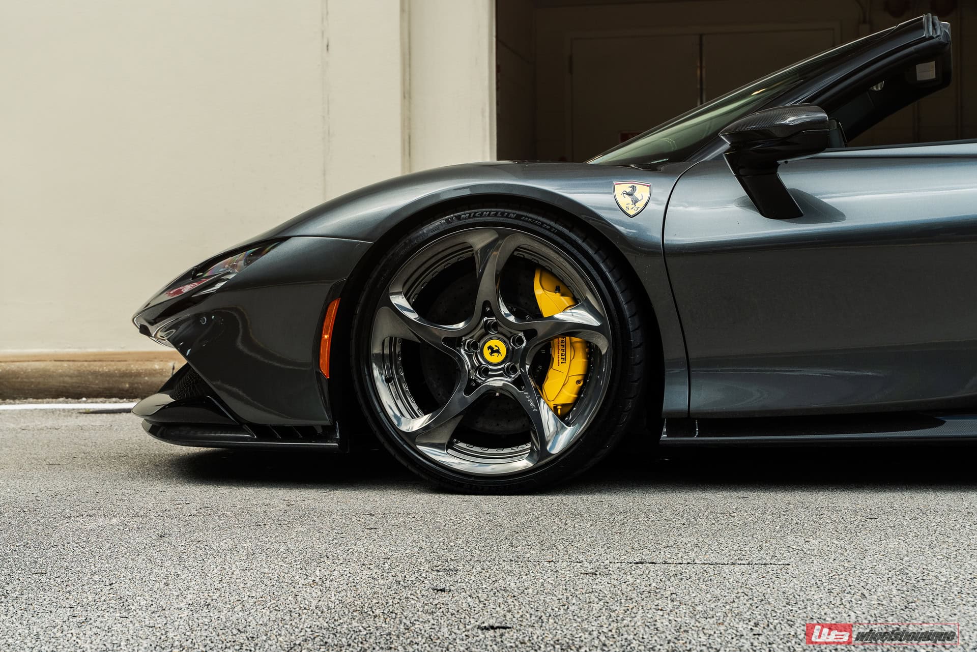Ferrari SF90 Spider – XR|Series XR-205