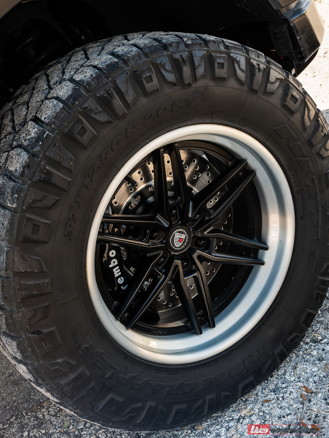 Ford F150 Raptor R | Space White Metallic | on ANRKY AN36-O | Satin Black