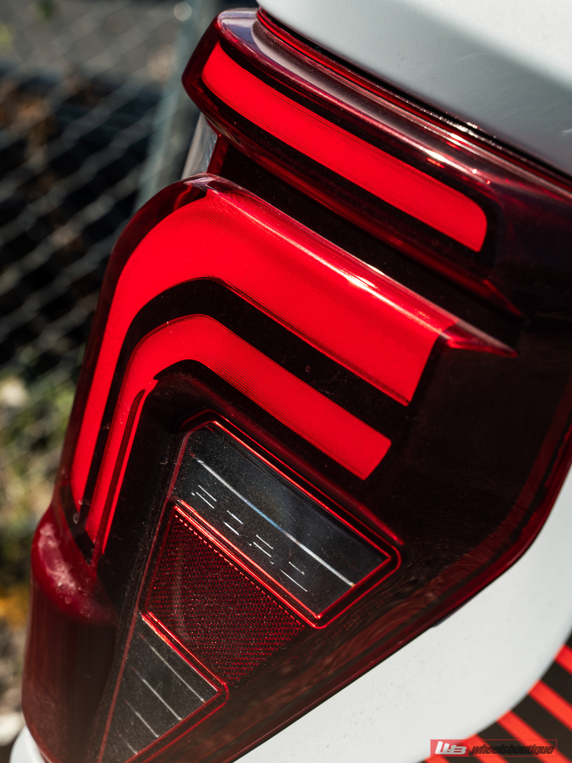 Ford F150 Raptor R | Space White Metallic | on ANRKY AN36-O | Satin Black