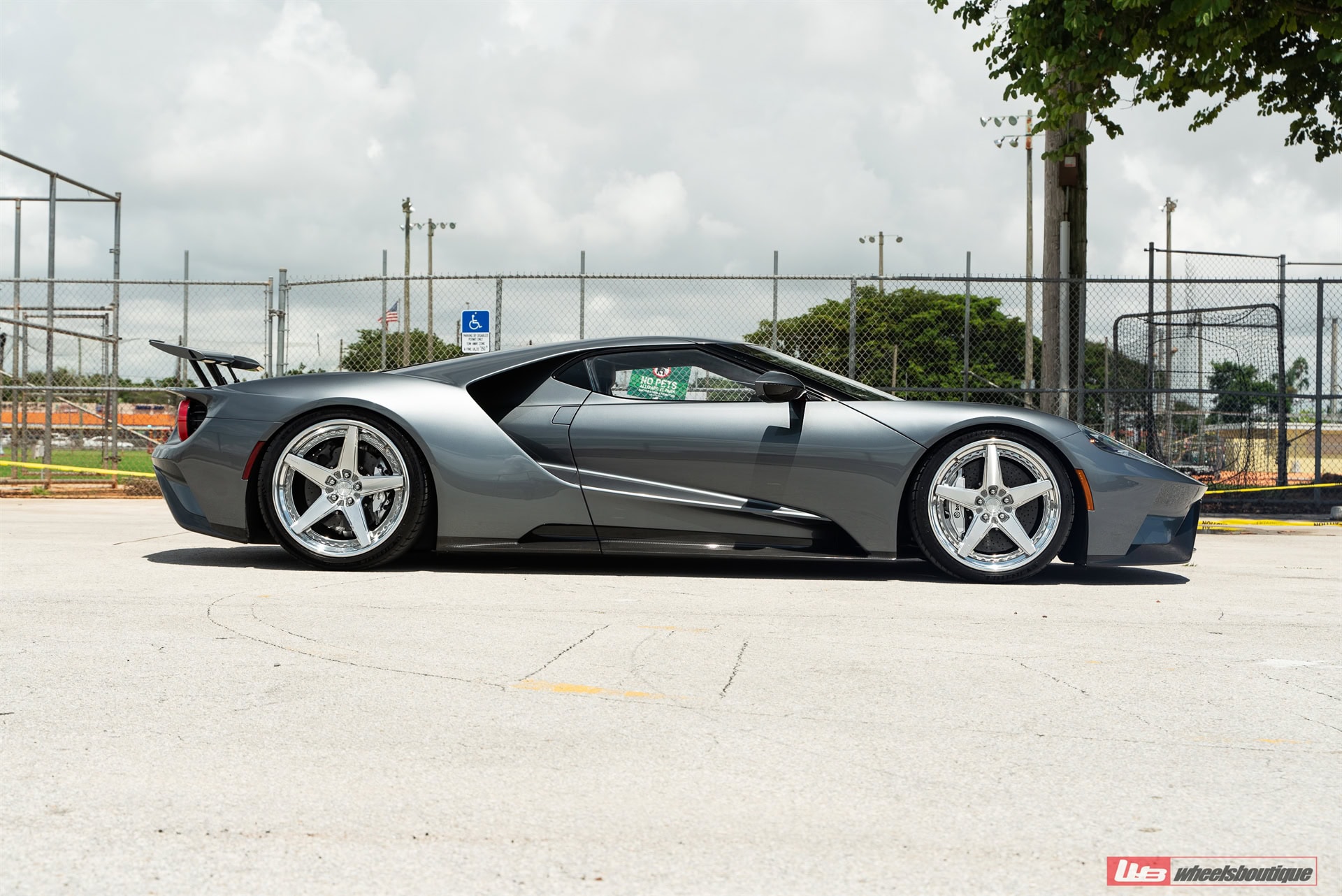 Ford GT MKII | on ANRKY RS5.3 | Brushed Clear