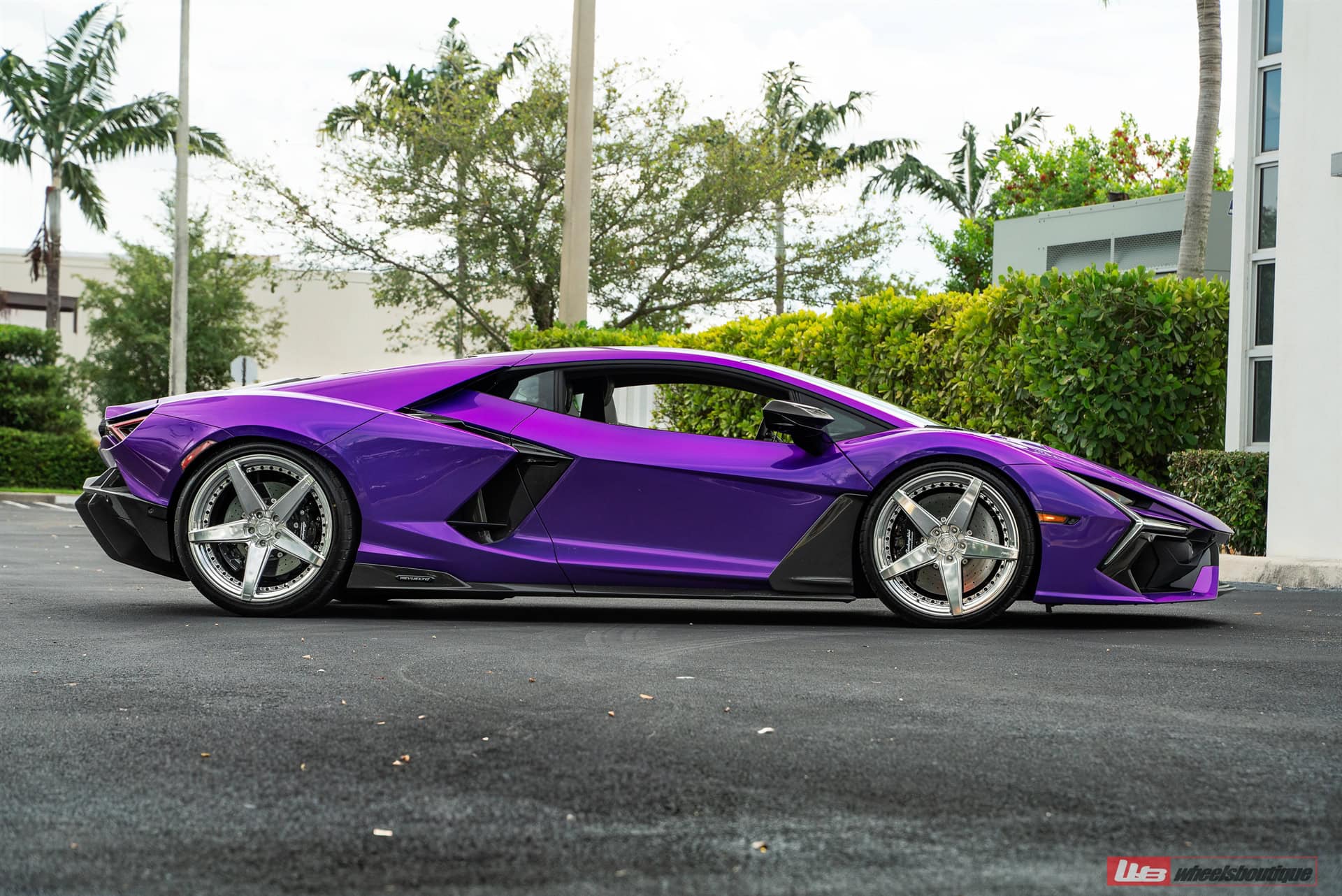 Photo 31 of Lamborghini Revuelto | Viola Pasifae | on ANRKY RS5.2 | Polished Clear