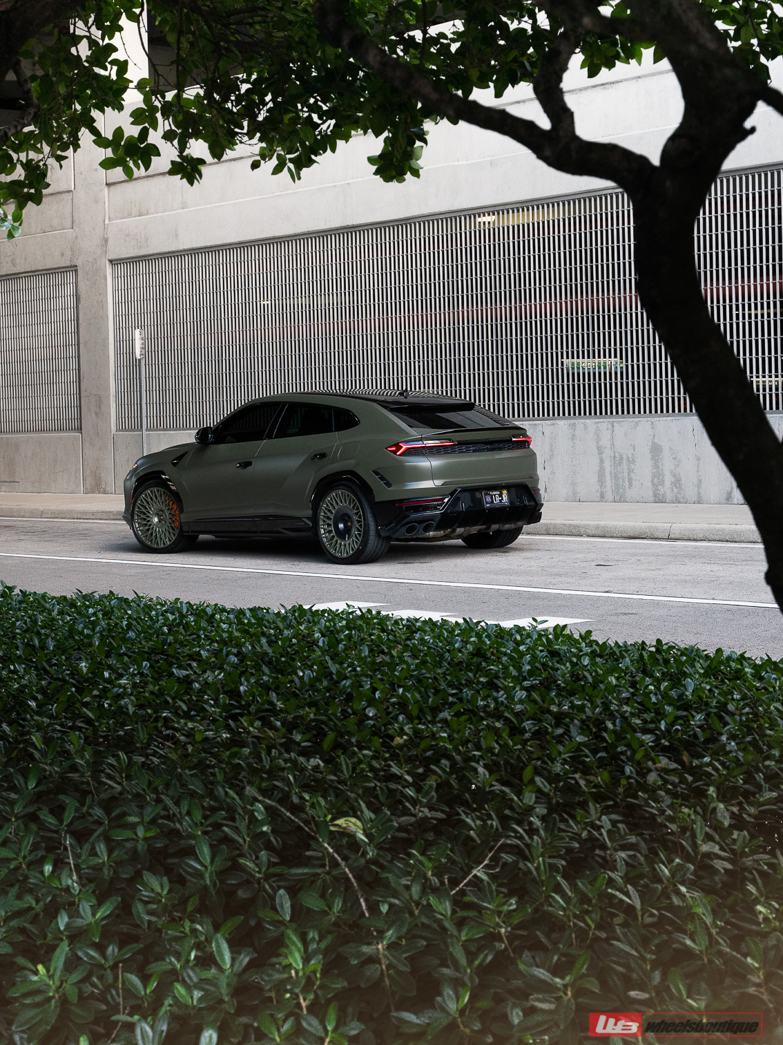 Lamborghini Urus SE | Turbine Verde | on ANRKY RS7.1+ RS7.2 AEROSport | PPG Turbine Verde