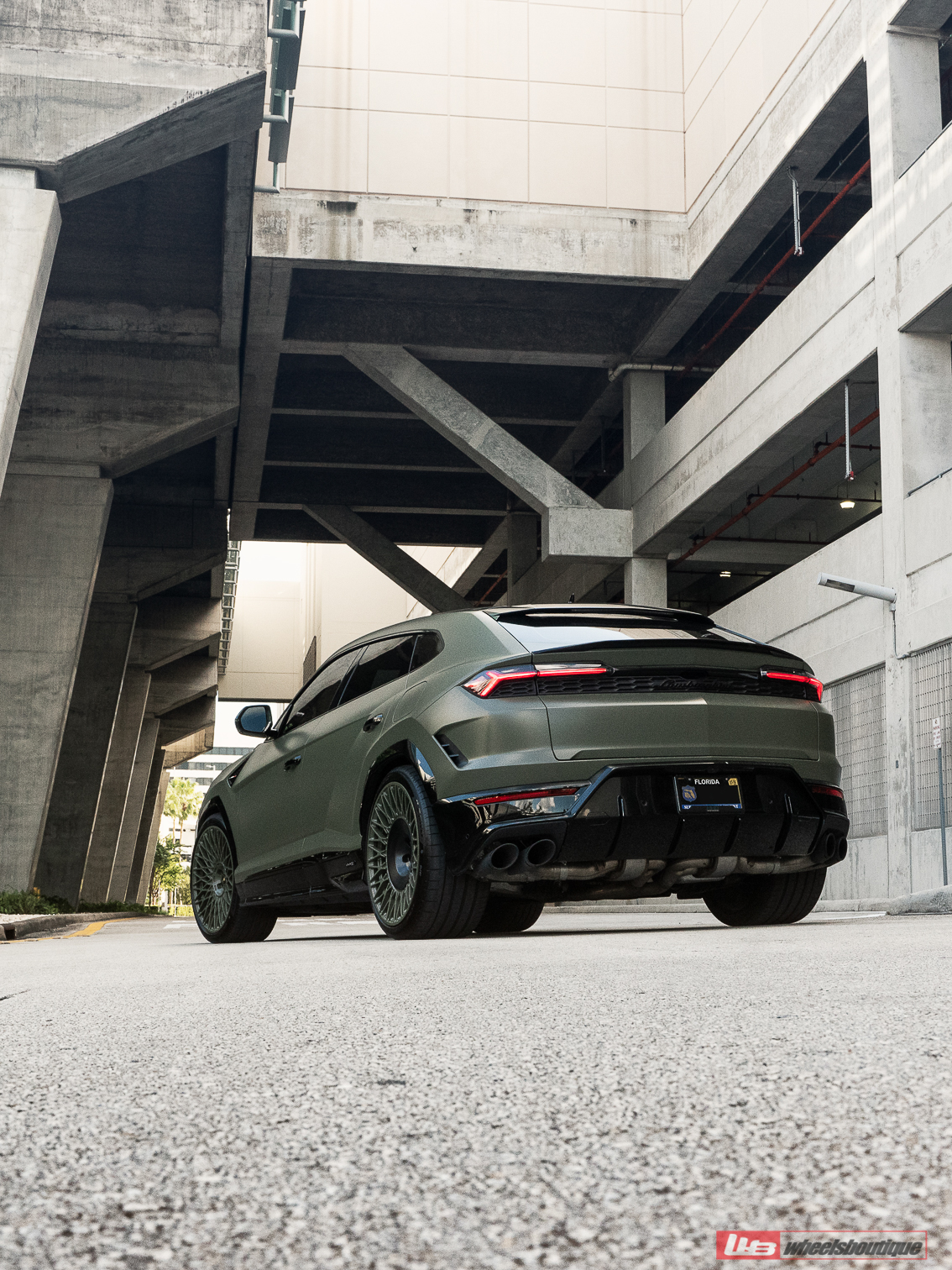 Lamborghini Urus SE | Turbine Verde | on ANRKY RS7.1+ RS7.2 AEROSport | PPG Turbine Verde