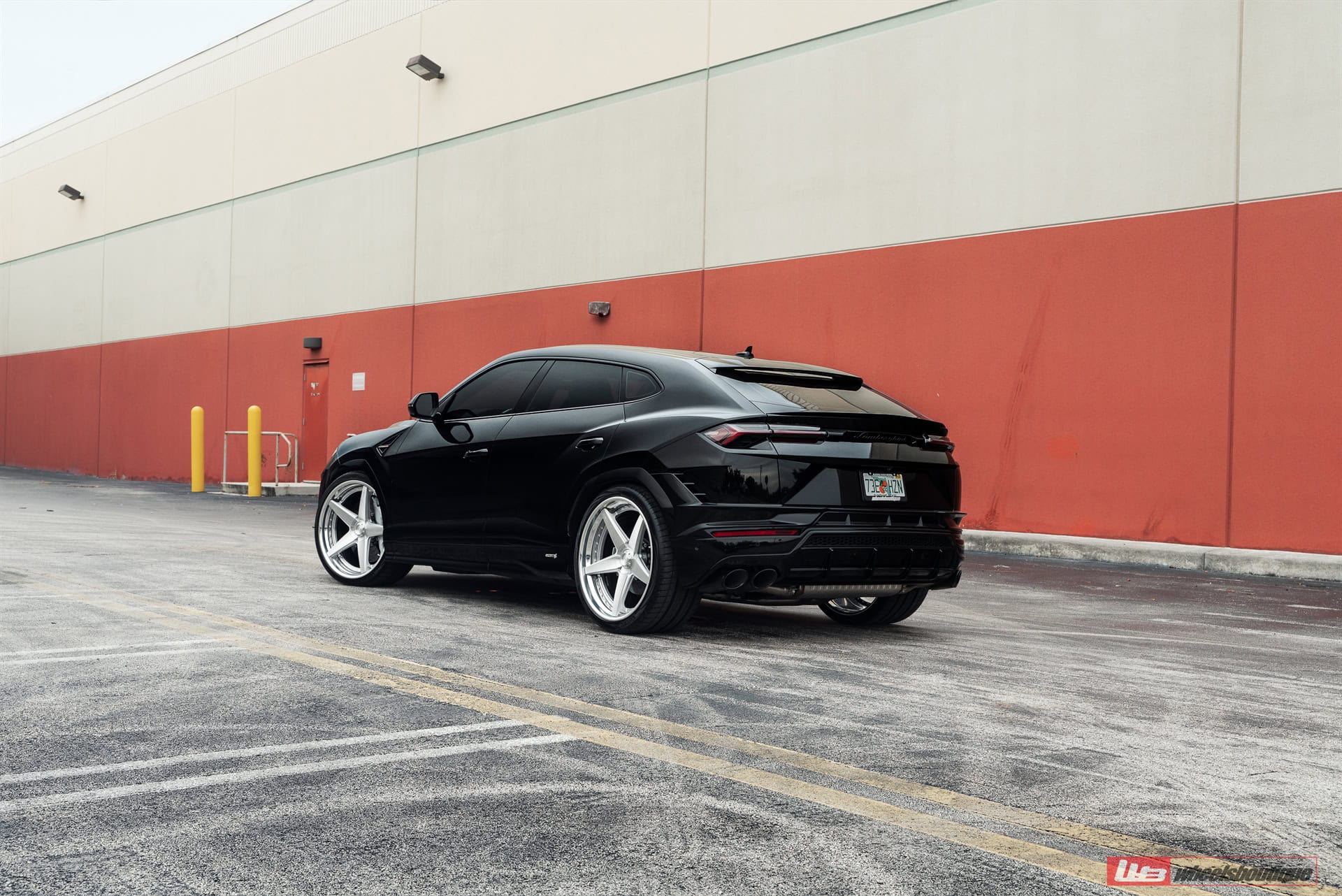 Photo 29 of Lamborghini Urus – RETROSeries RS5.3