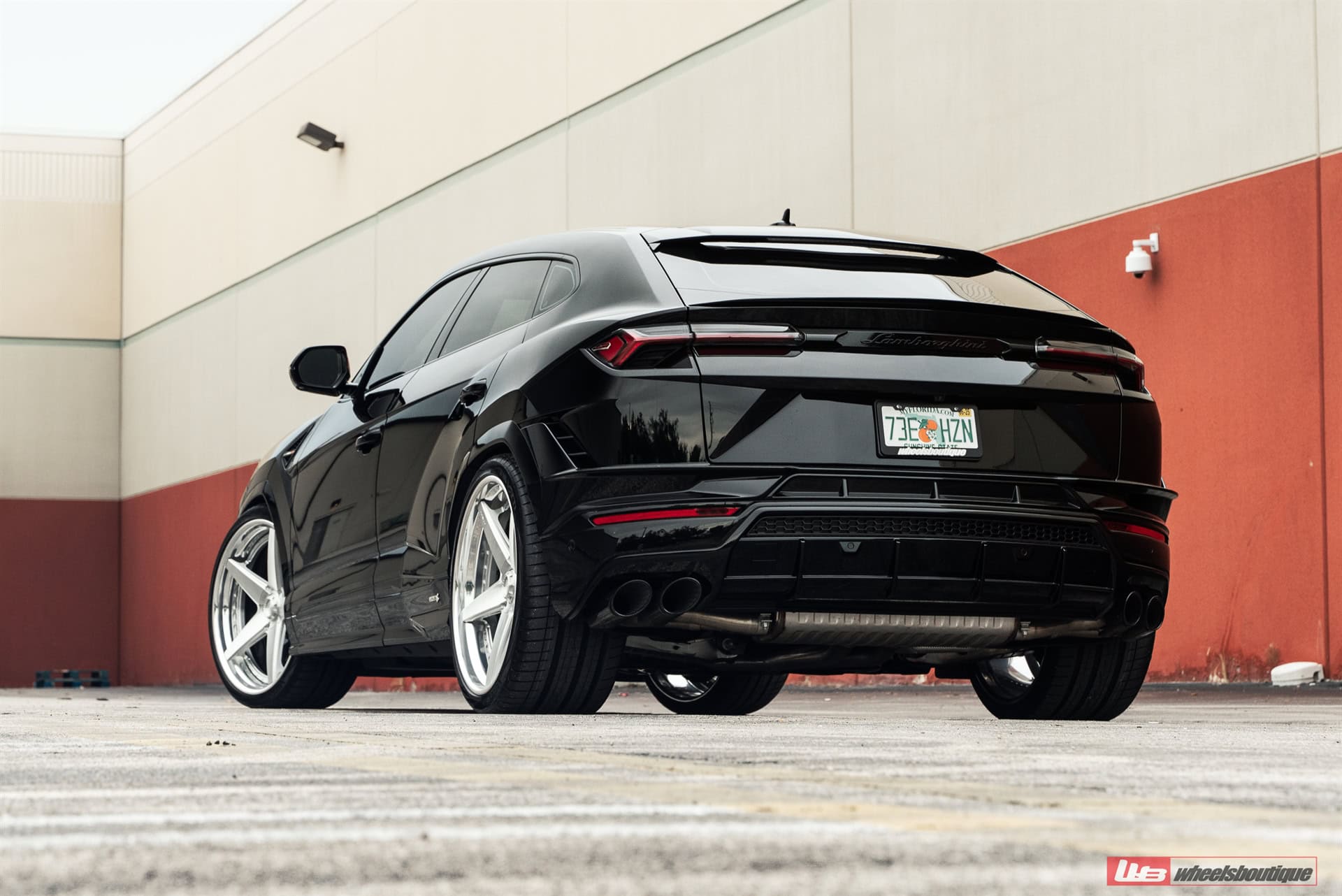 Photo 31 of Lamborghini Urus – RETROSeries RS5.3