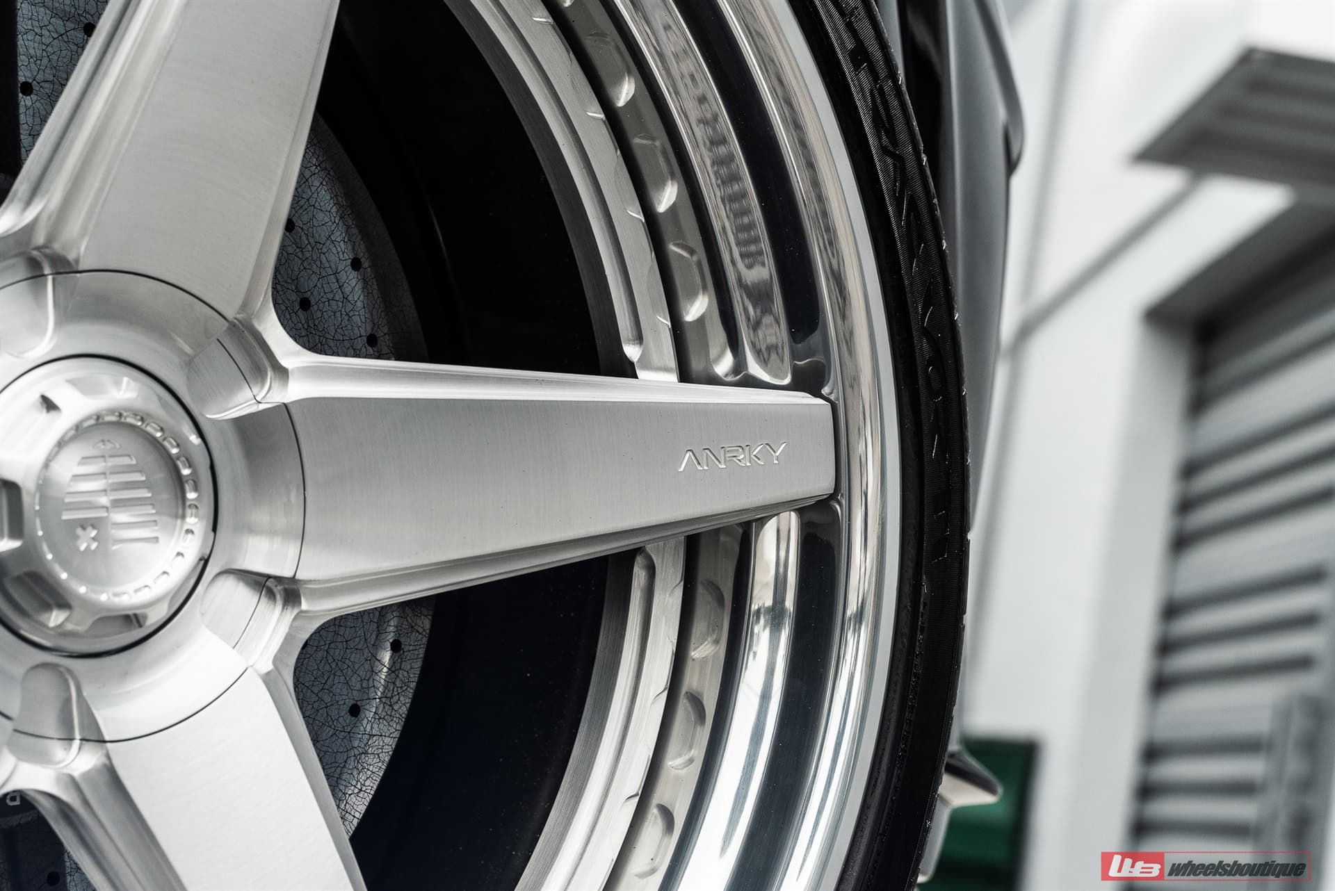 Photo 36 of Lamborghini Urus – RETROSeries RS5.3