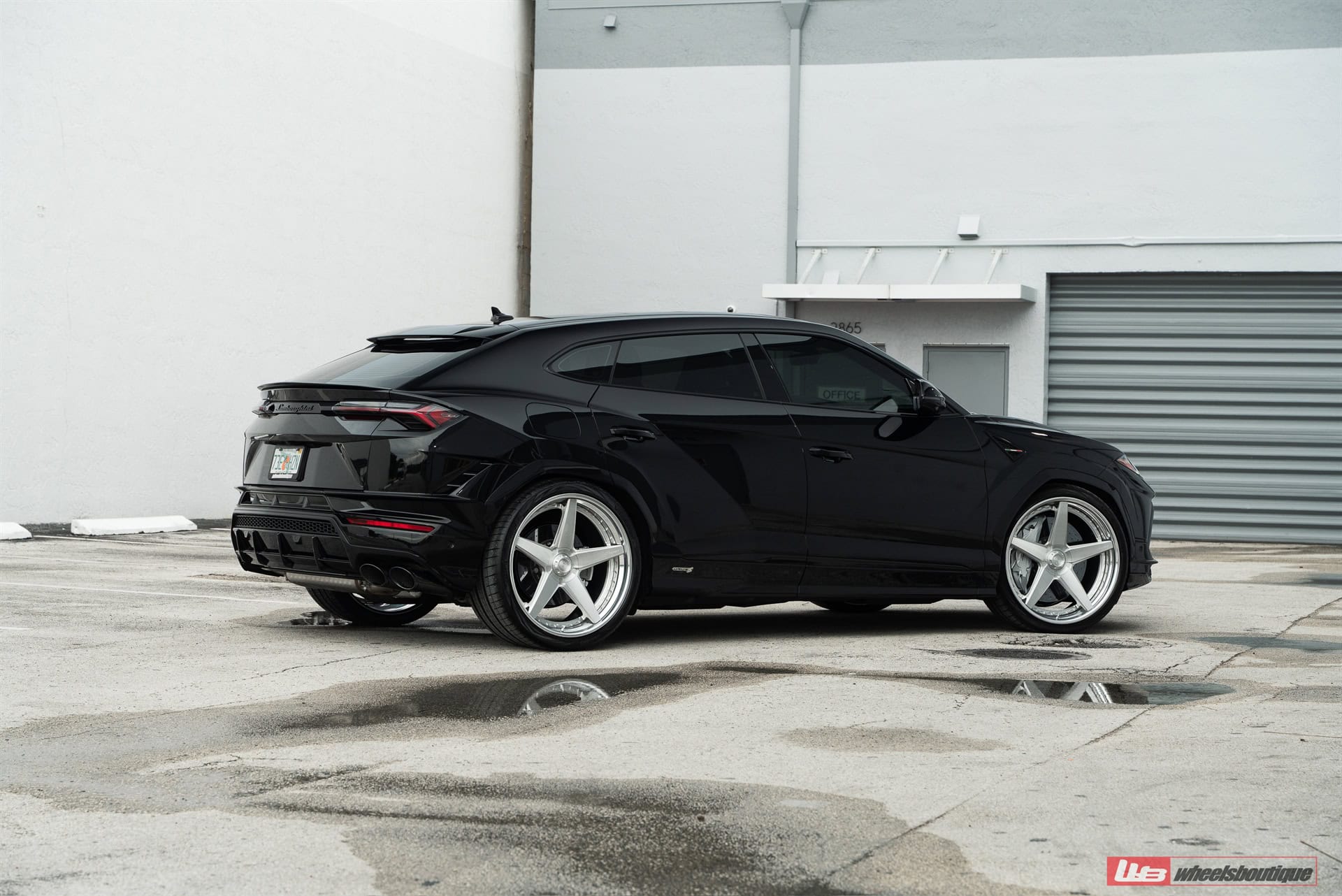 Photo 37 of Lamborghini Urus – RETROSeries RS5.3
