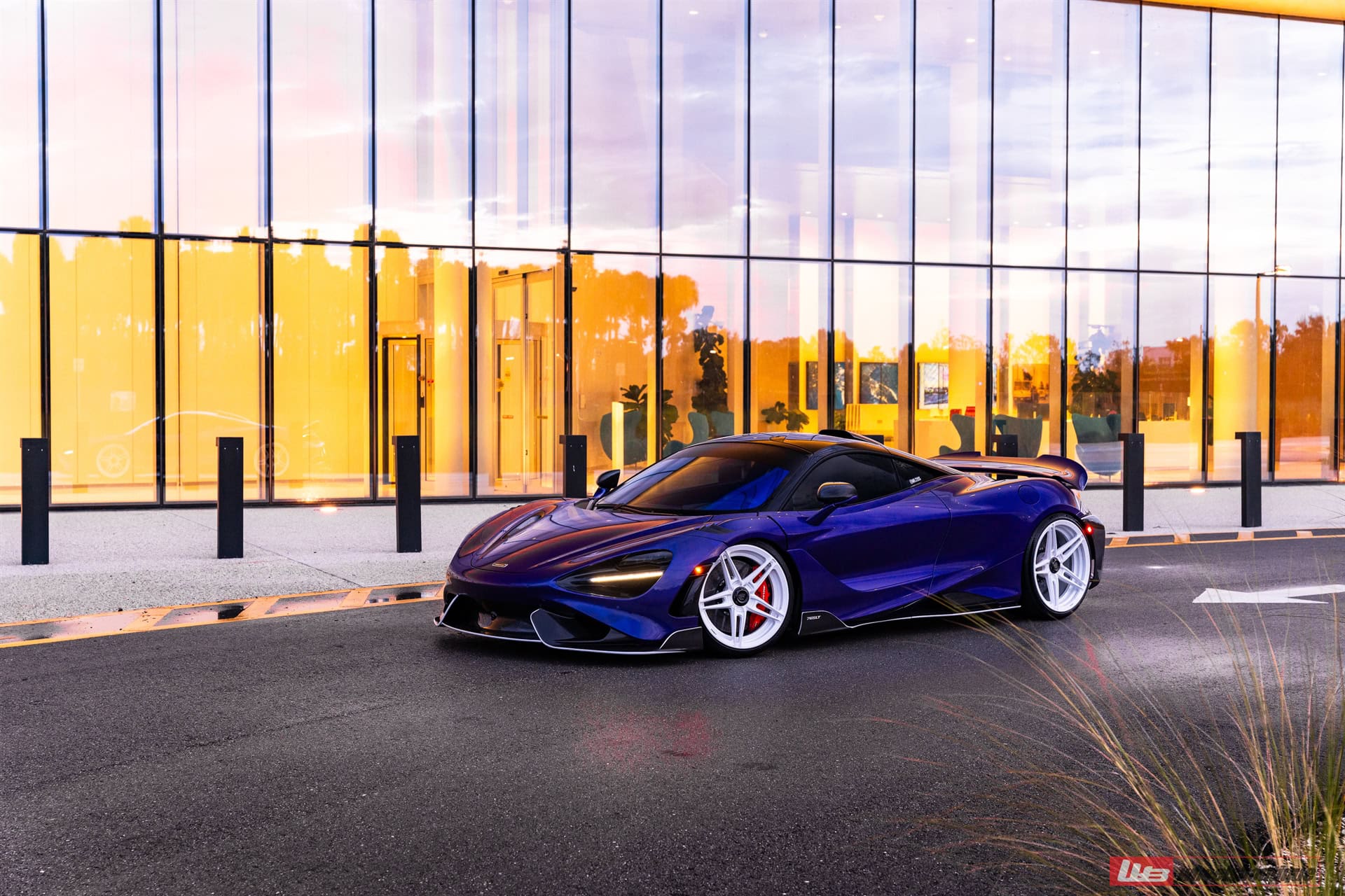 Photo 35 of McLaren 765LT – AN27 SeriesTWO