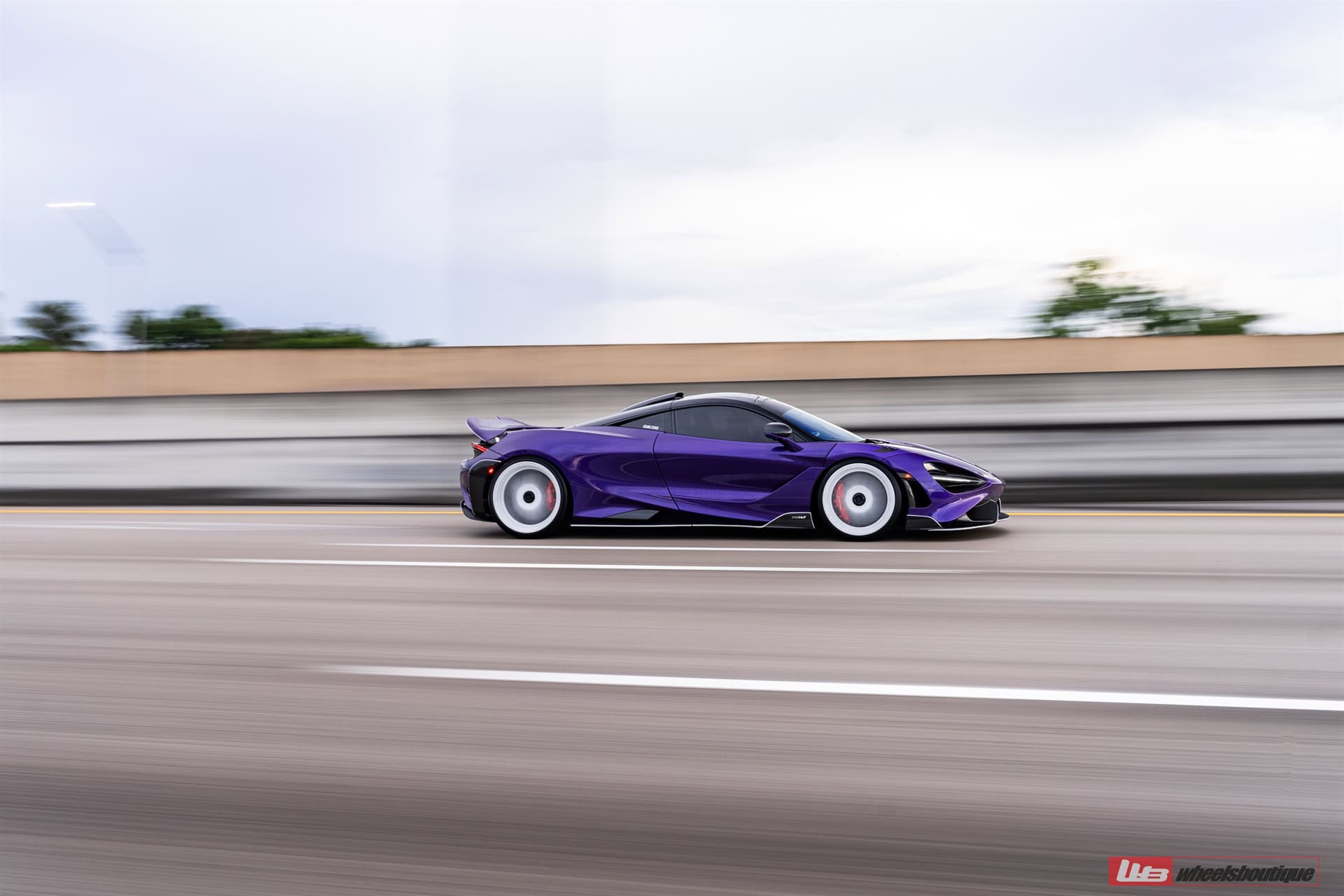 McLaren 765LT – AN27 SeriesTWO