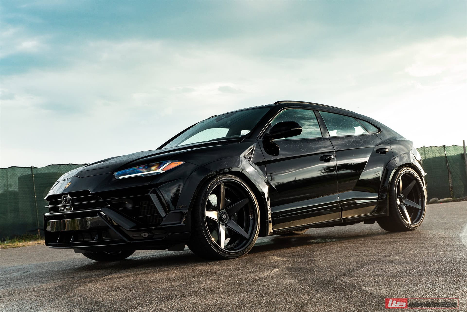 Photo 23 of Lamborghini Urus S | Nero Aldebaran | ANRKY RS5.3 | Satin Black | Novitec Essteso Widebody Kit