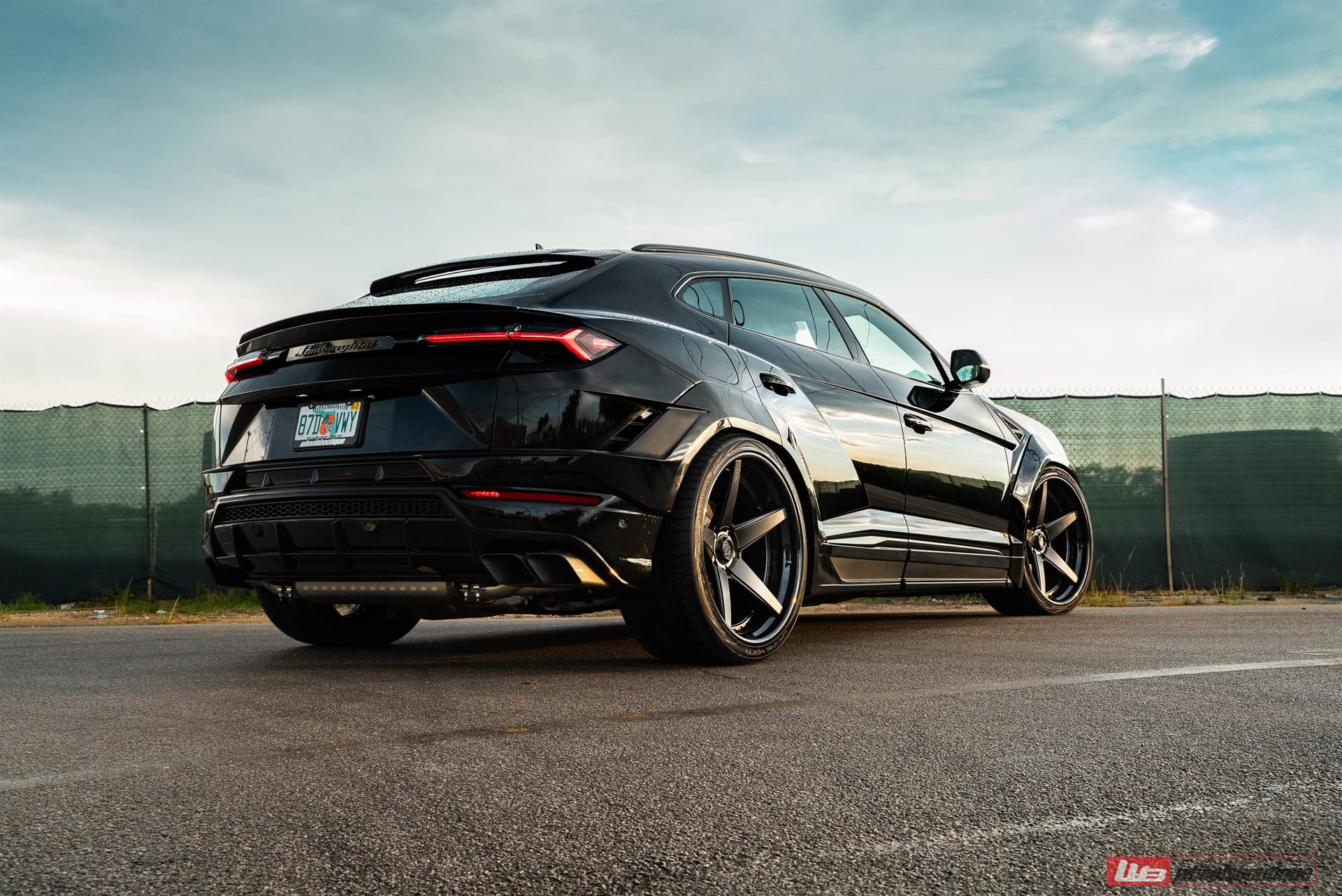 Photo 31 of Lamborghini Urus S | Nero Aldebaran | ANRKY RS5.3 | Satin Black | Novitec Essteso Widebody Kit