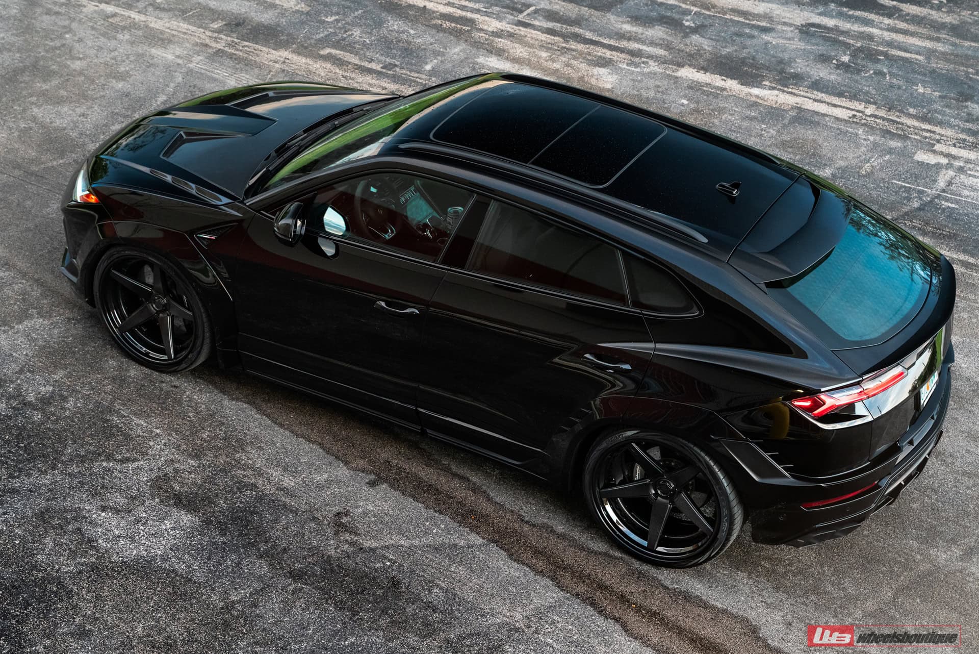 Photo 40 of Lamborghini Urus S | Nero Aldebaran | ANRKY RS5.3 | Satin Black | Novitec Essteso Widebody Kit