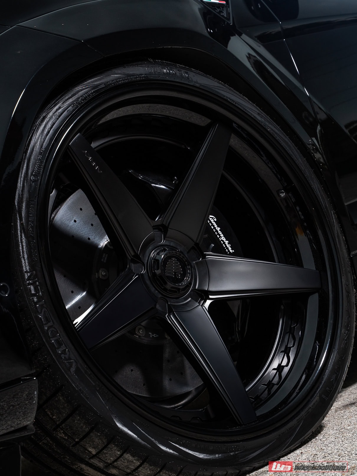 Photo 42 of Lamborghini Urus S | Nero Aldebaran | ANRKY RS5.3 | Satin Black | Novitec Essteso Widebody Kit