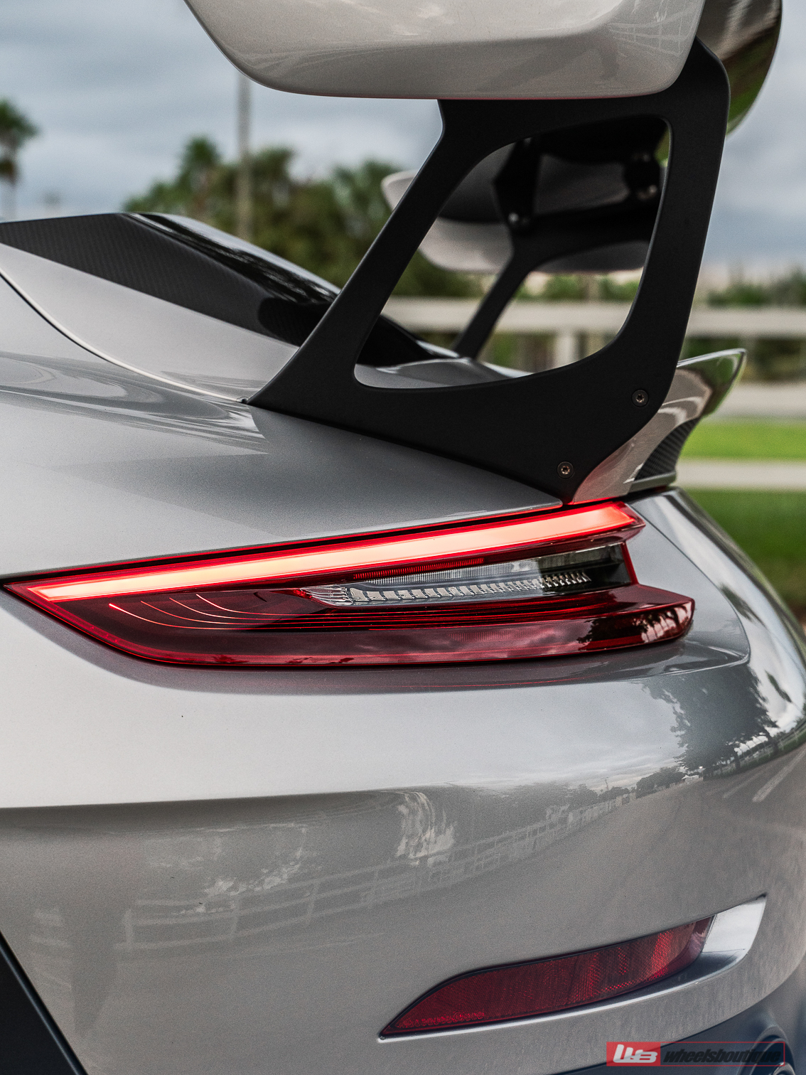 Porsche 991 GT2 RS | GT Silver | on AN10 + AN10 AEROSport | Polished Clear