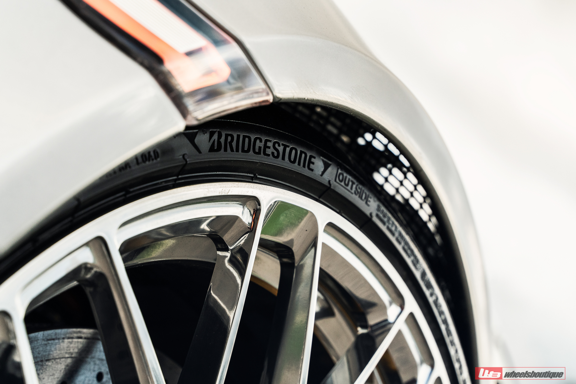 Porsche 991 GT2 RS | GT Silver | on AN10 + AN10 AEROSport | Polished Clear