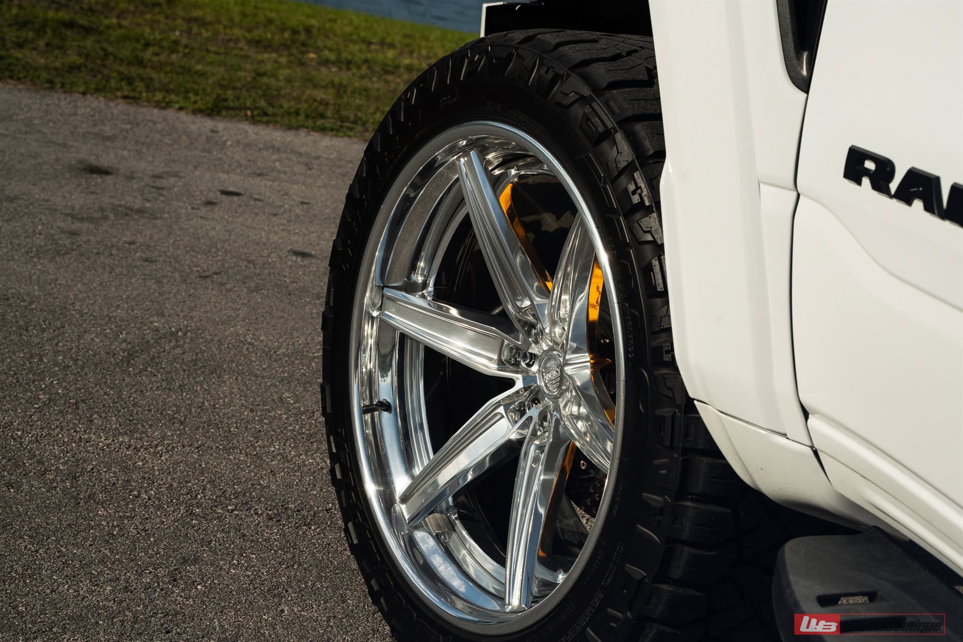 Twin Turbo Ram TRX + 24″ AN36-S SeriesTHREE