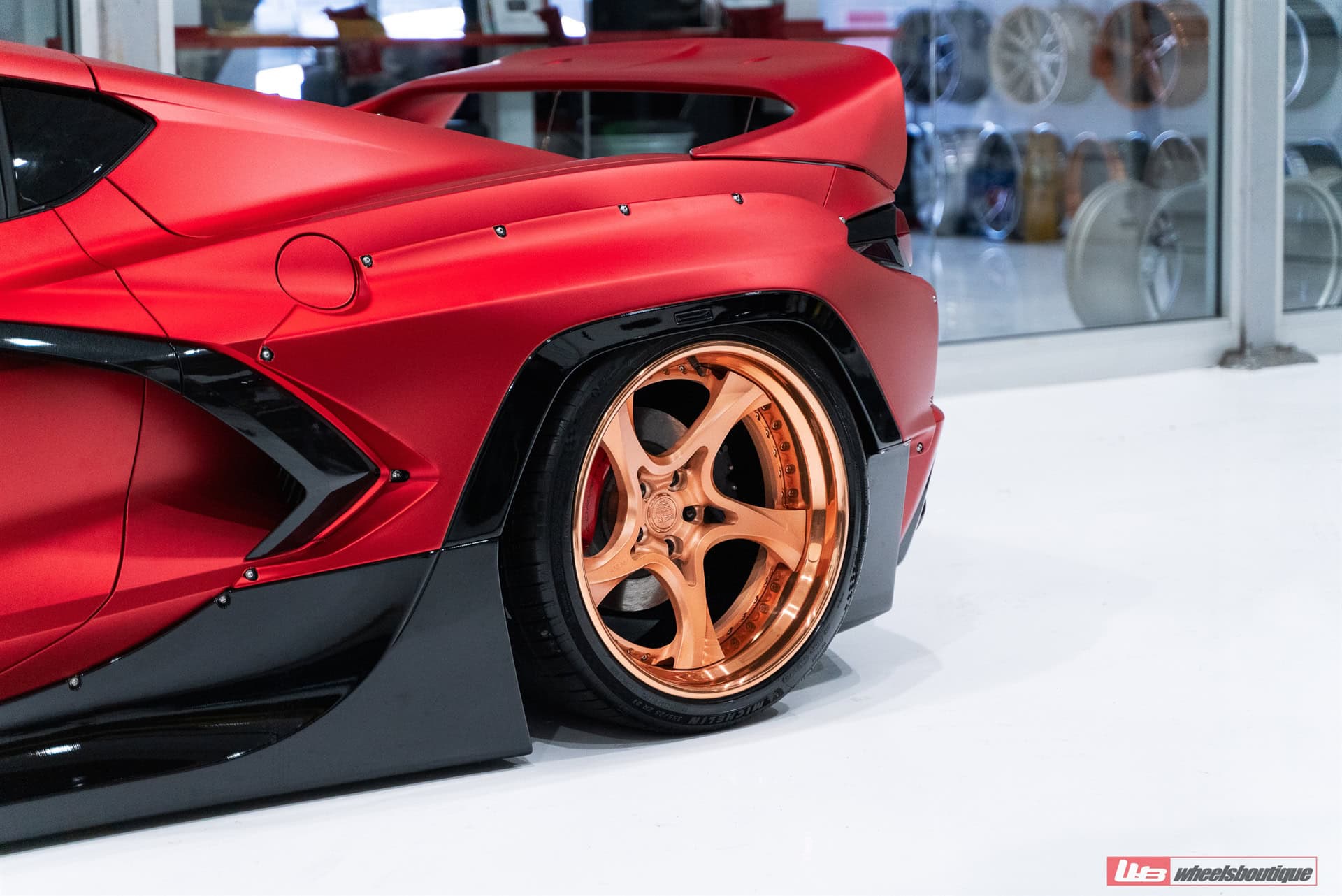 Photo 30 of Chevrolet Corvette on XR-305 from ANRKY Wheels