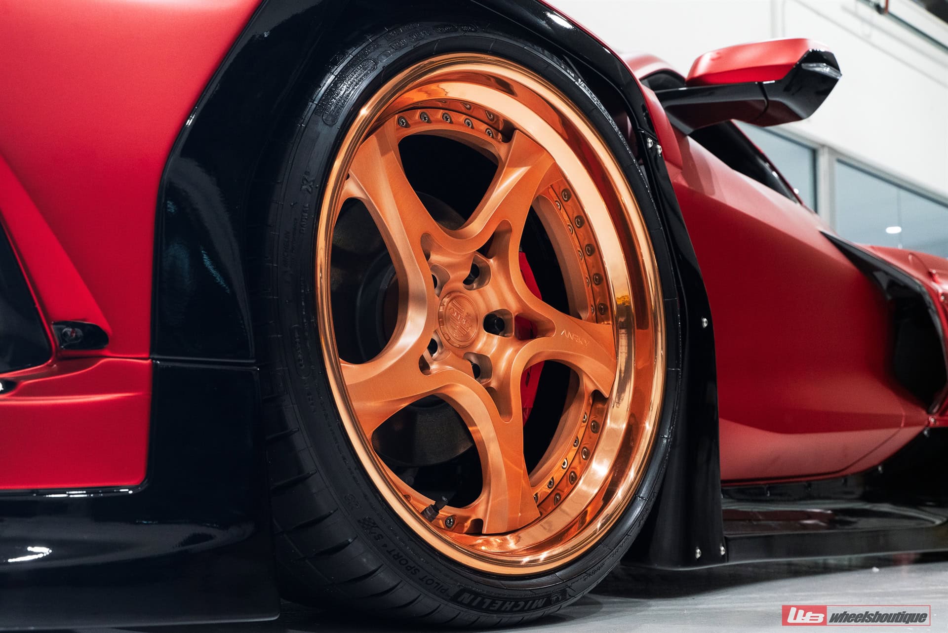 Photo 23 of Chevrolet Corvette on XR-305 from ANRKY Wheels