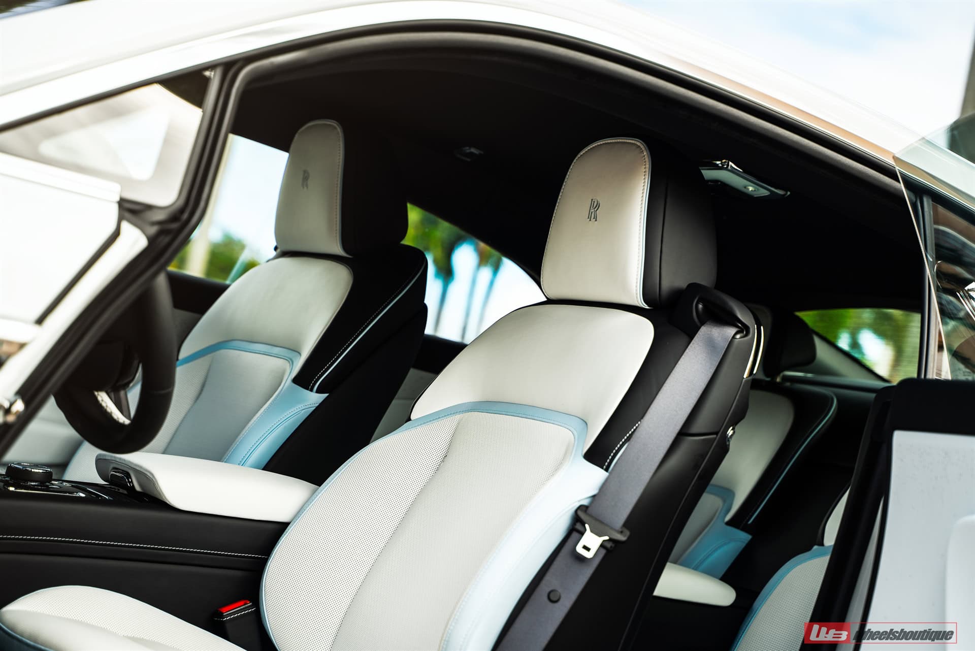 Photo 30 of Rolls Royce Spectre – RF|Series RF-177