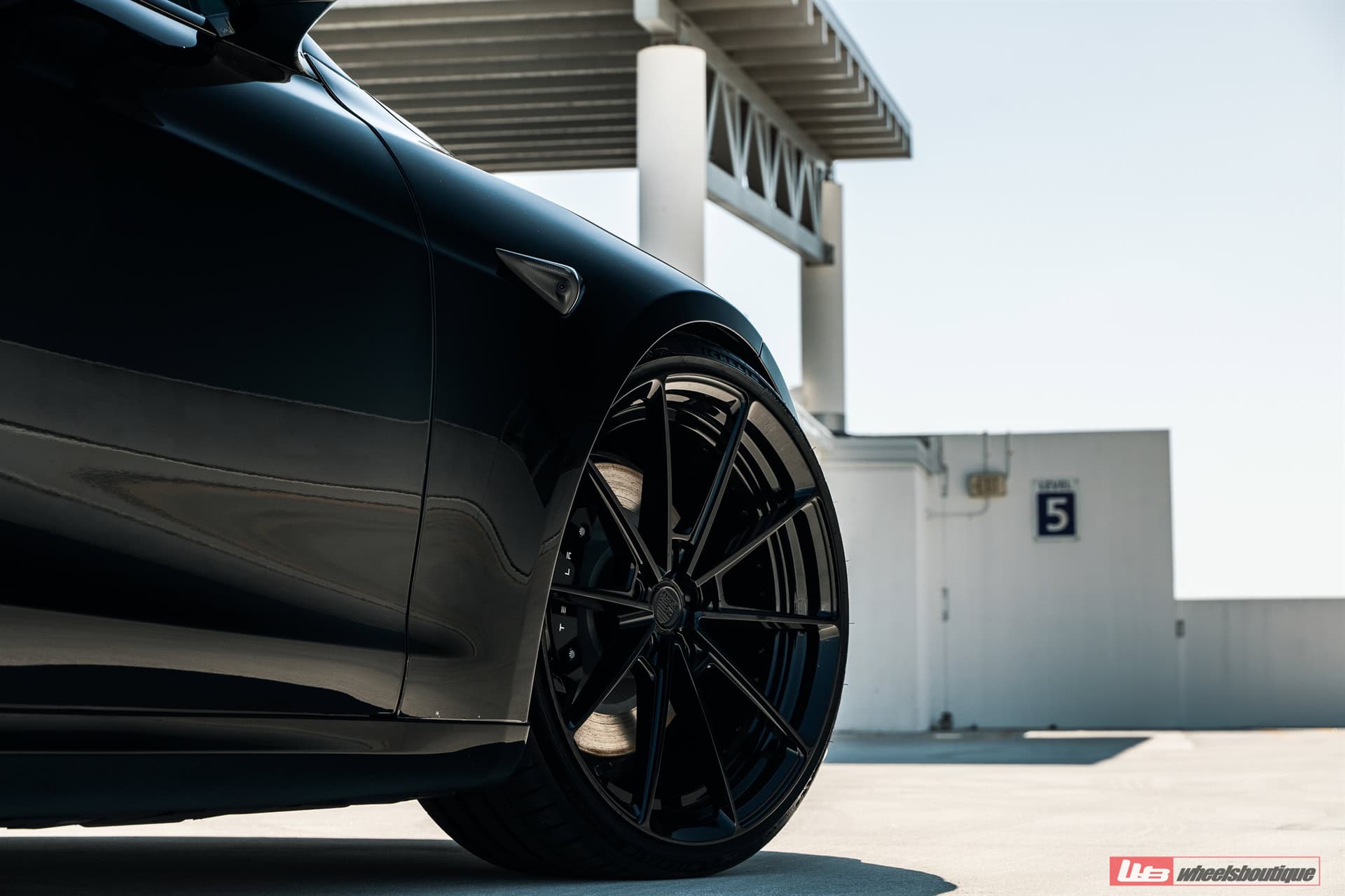 ANRKY AN28 | Tesla Model S Plaid 1