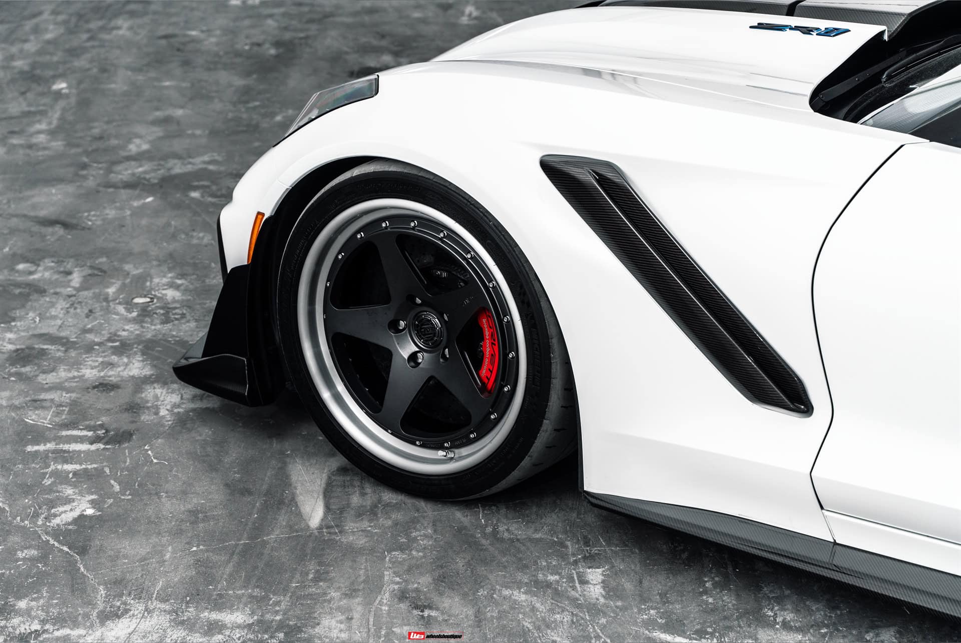 AL13 C005R | Chevrolet C7 Corvette ZR1