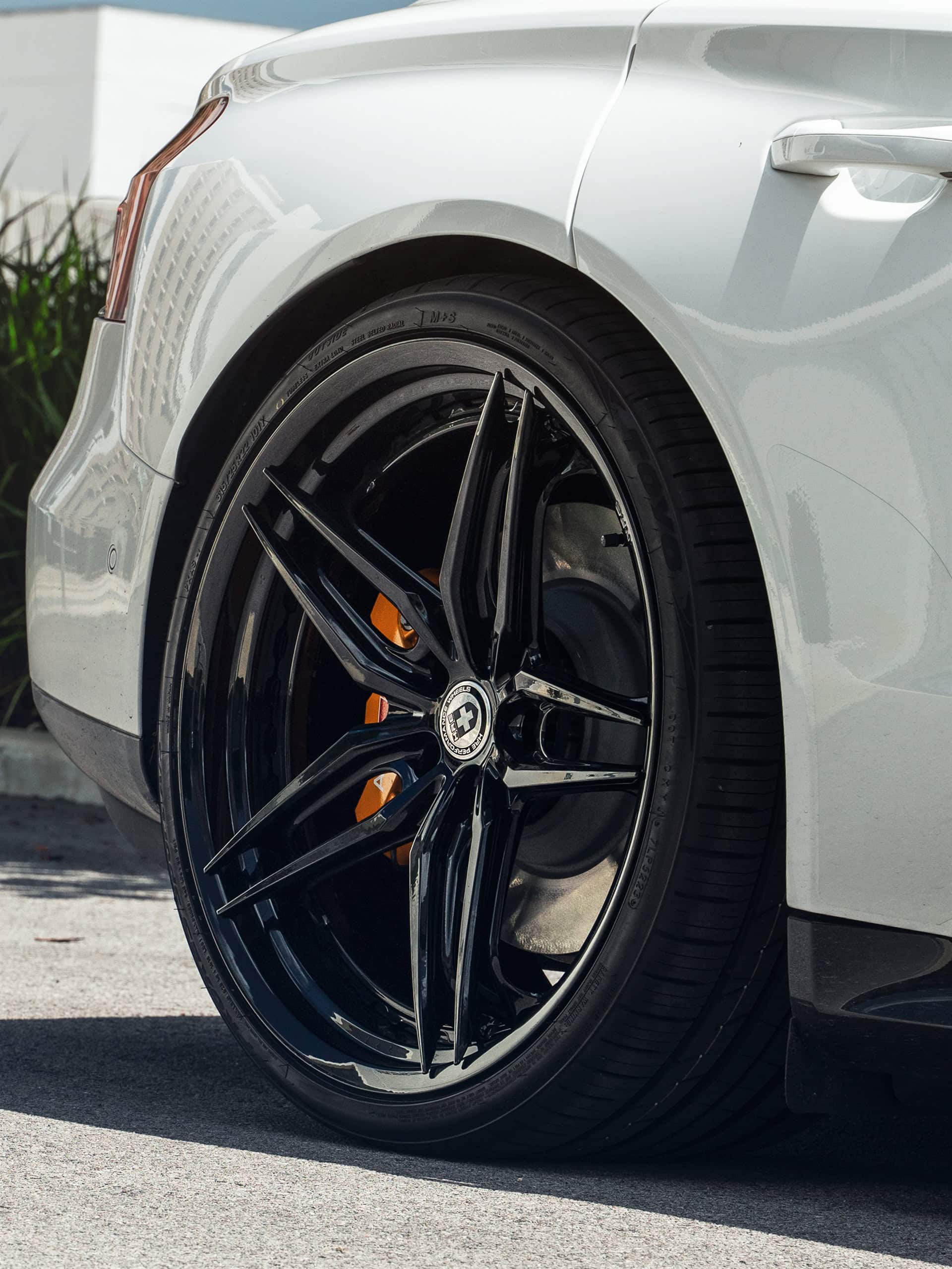 Audi RS e-tron GT | Arkona White | HRE S107SC | Gloss Black