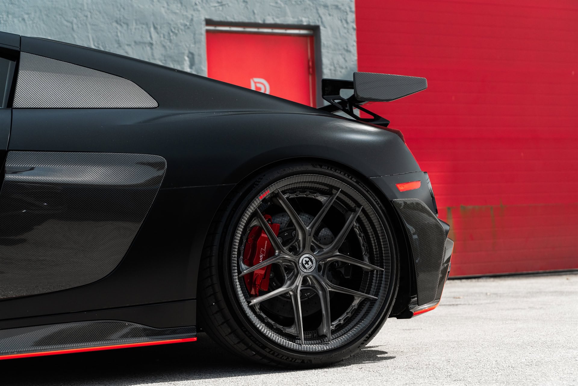 Audi R8
