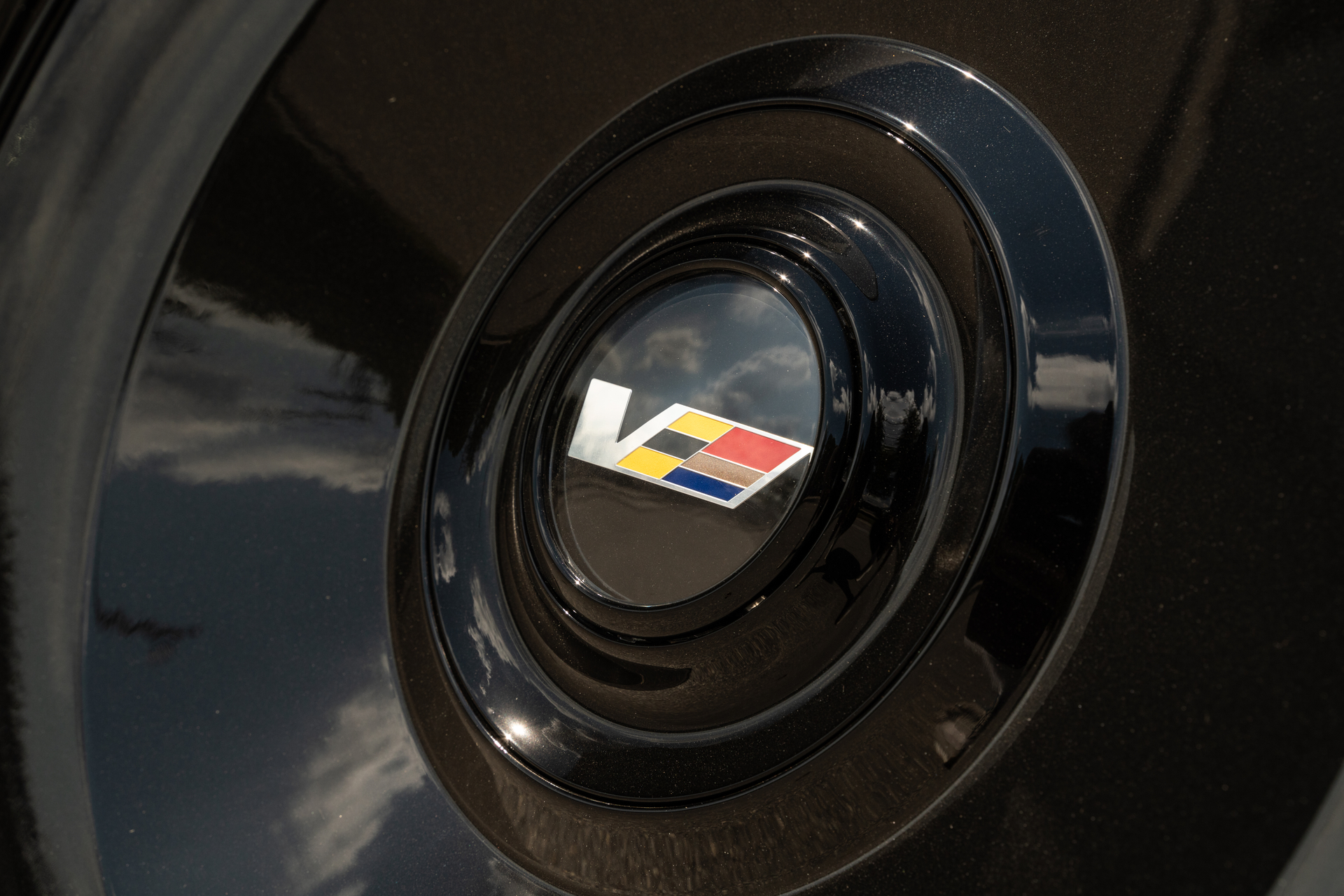 Cadillac Escalade | Black Raven | on Avant Garde AGL93 | Gloss Black