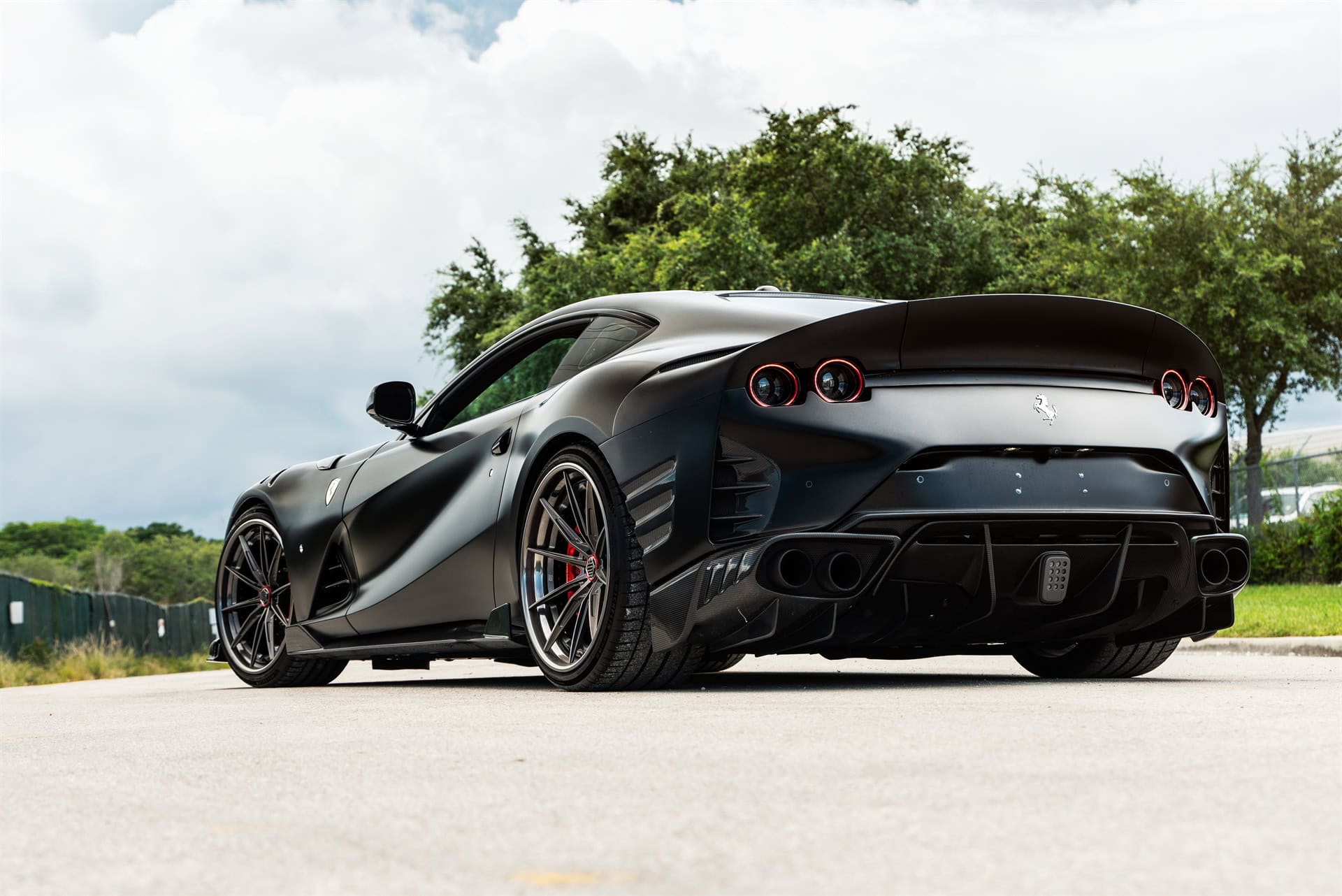 Duke Dynamics 812 | Nero Daytona | on 1886 G-010 | Polished Smoke | Duke Dynamics FEROCE Kit